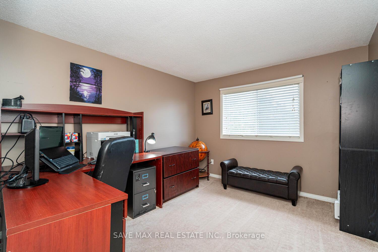Photo 37 of 1058 Renaissance Drive, Oshawa, Lakeview — HOMEH