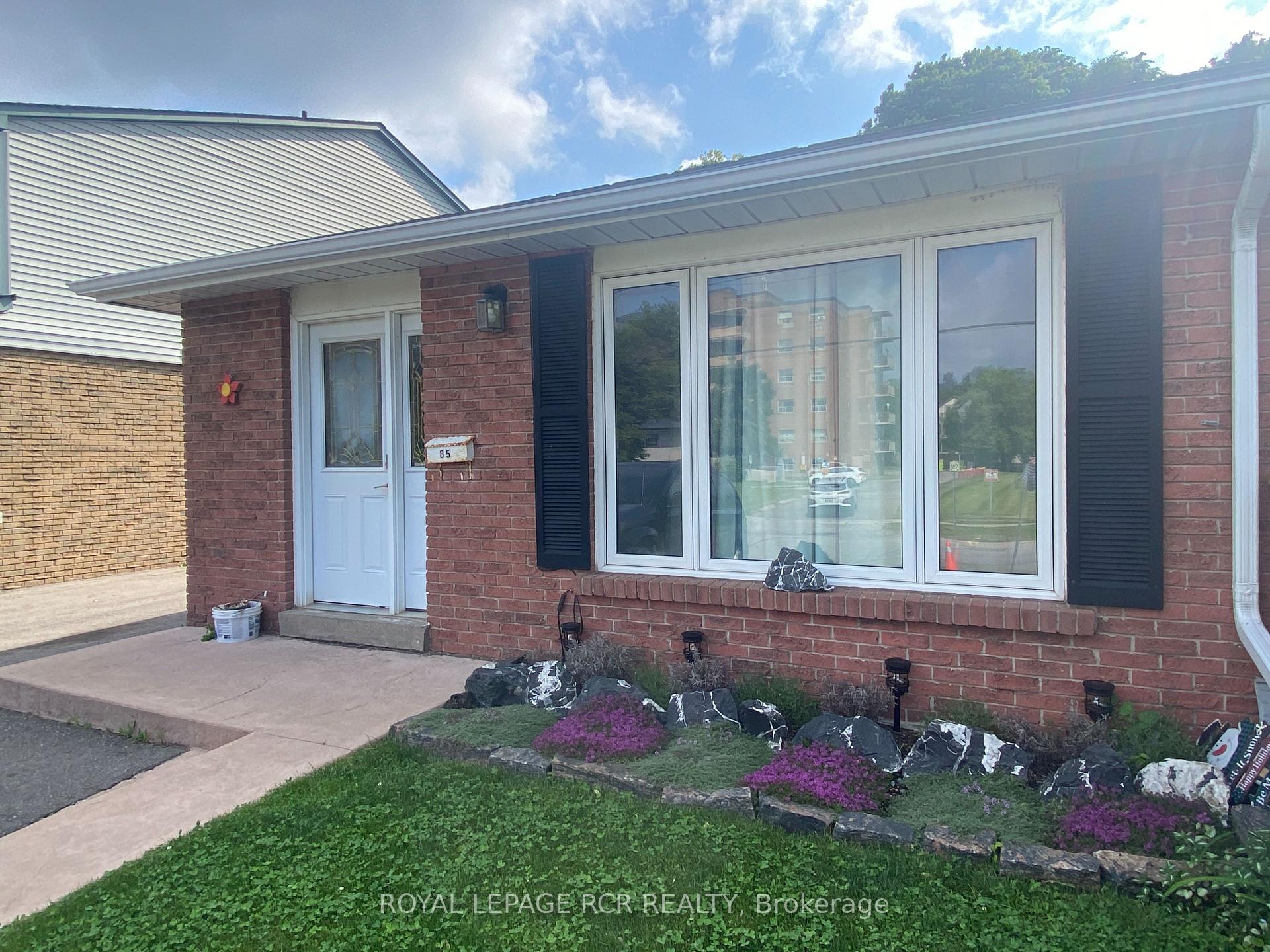 Photo 5 of 85 Second Street, Orangeville — HOMEH