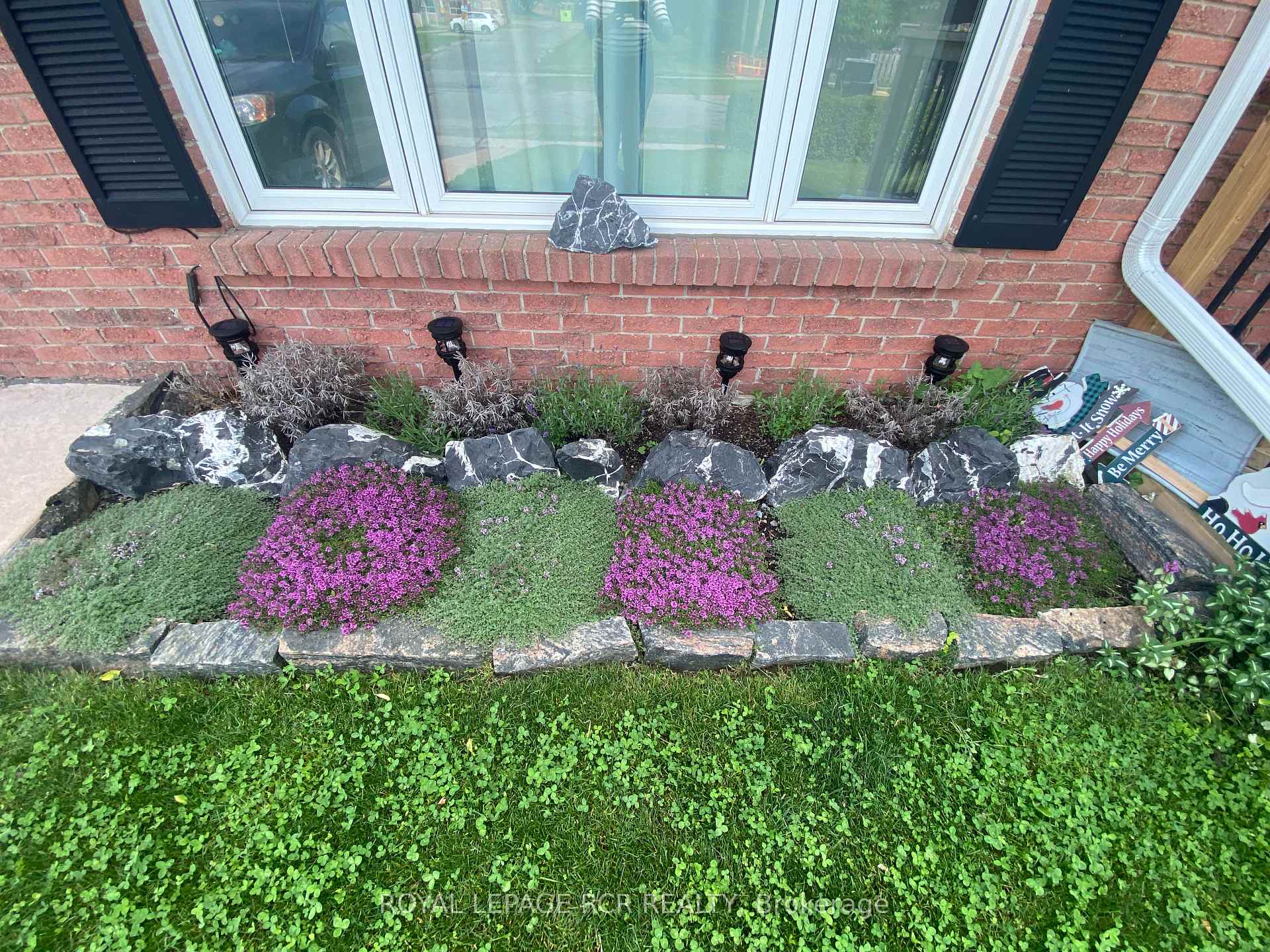 Photo 3 of 85 Second Street, Orangeville — HOMEH