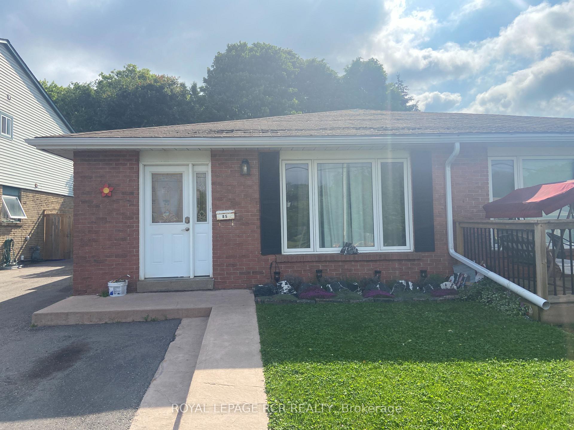 Photo 4 of 85 Second Street, Orangeville — HOMEH