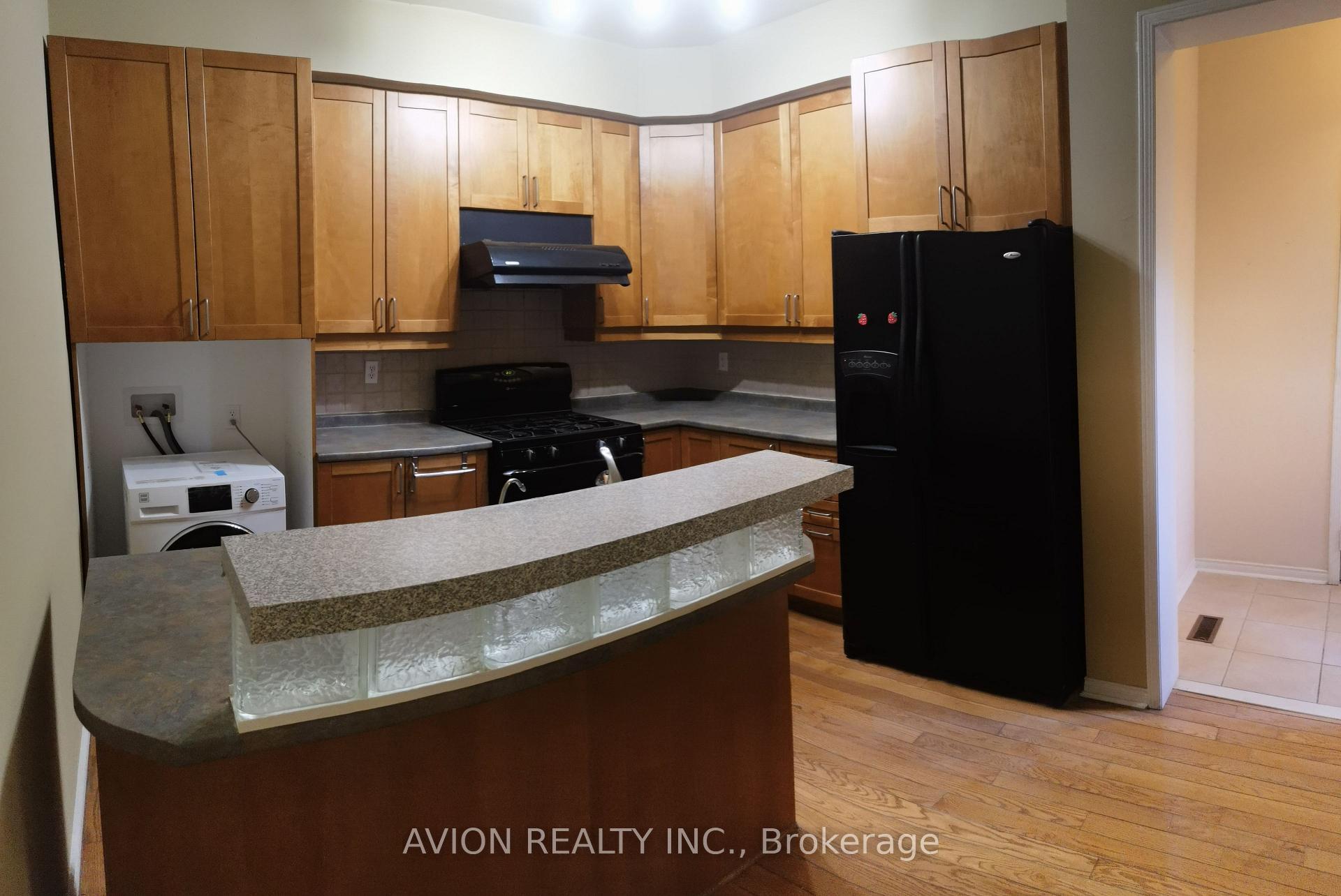 Photo 6 of 428 Bur Oak Avenue, Markham, Berczy — HOMEH