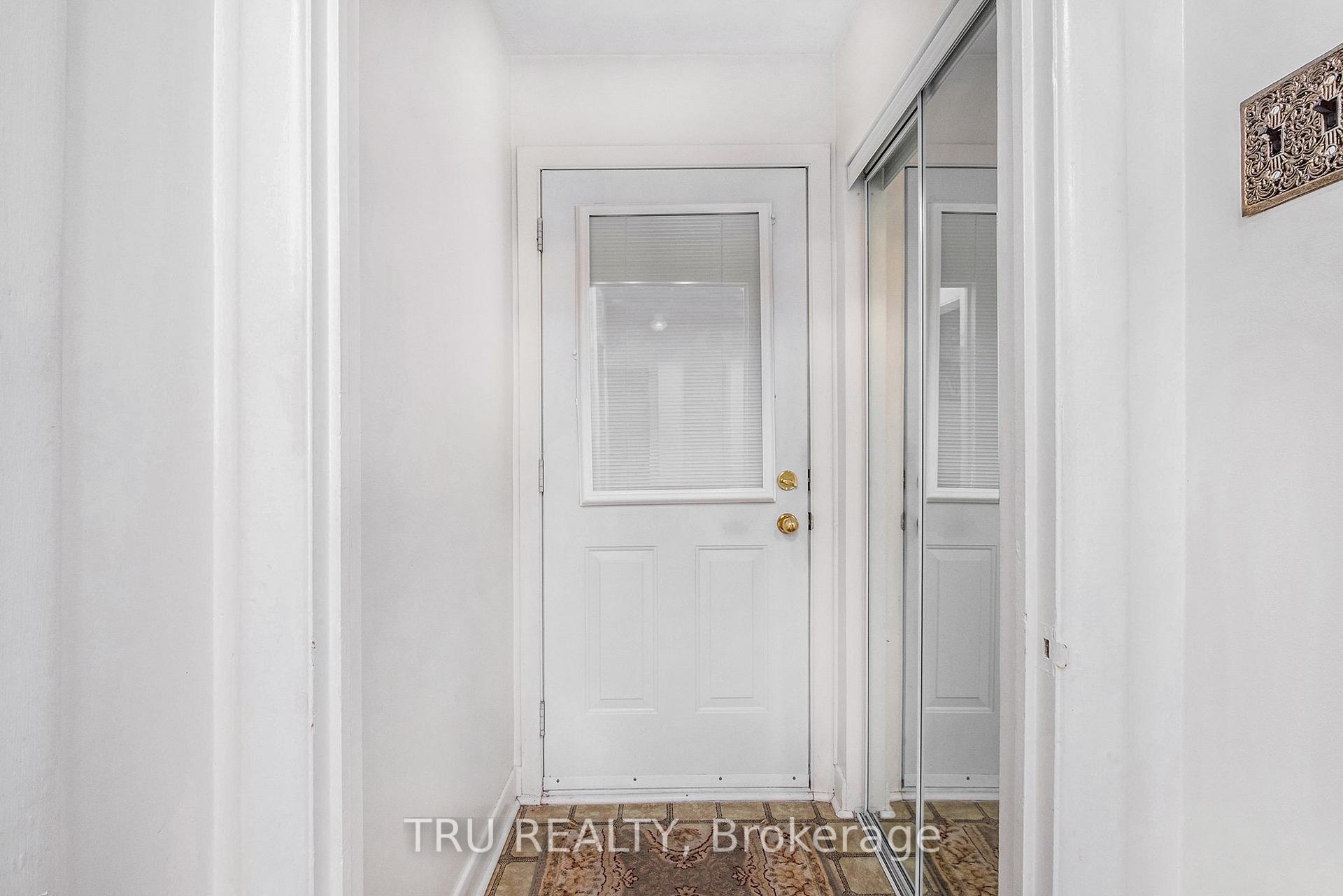 Photo 5 of 618 Mutual Street, Ottawa, Castle Heights/Rideau High — HOMEH