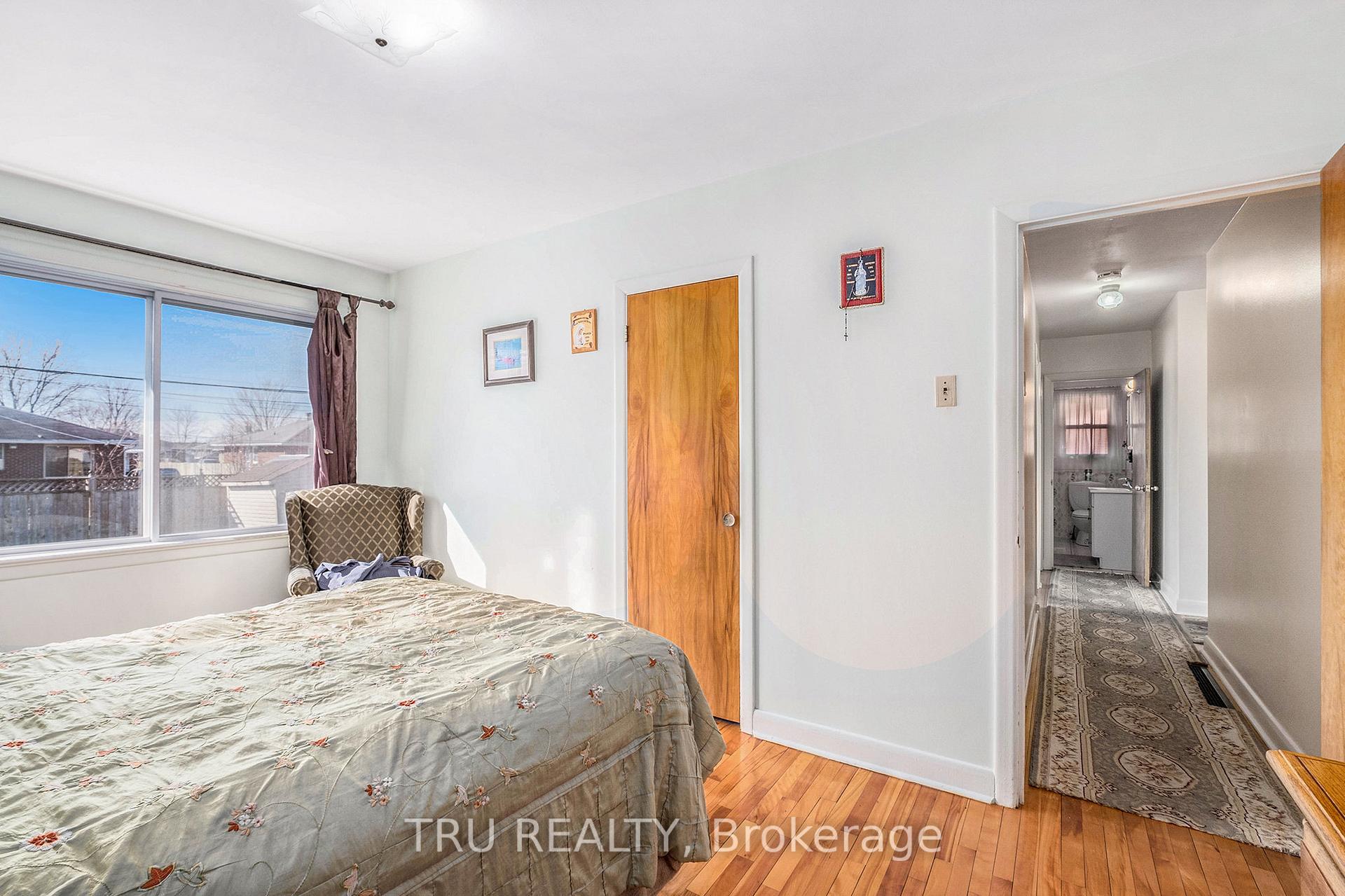 Photo 15 of 618 Mutual Street, Ottawa, Castle Heights/Rideau High — HOMEH