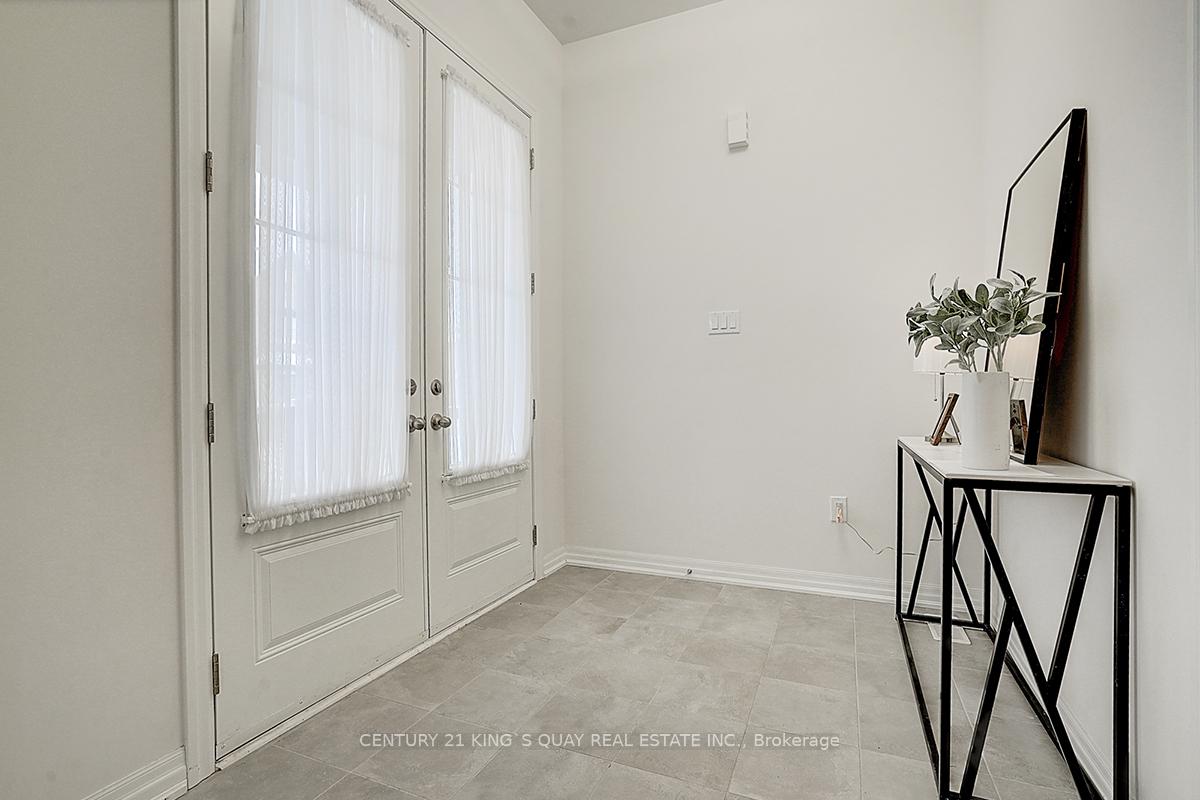 Photo 3 of 30 Collier Crescent, Markham, Wismer — HOMEH