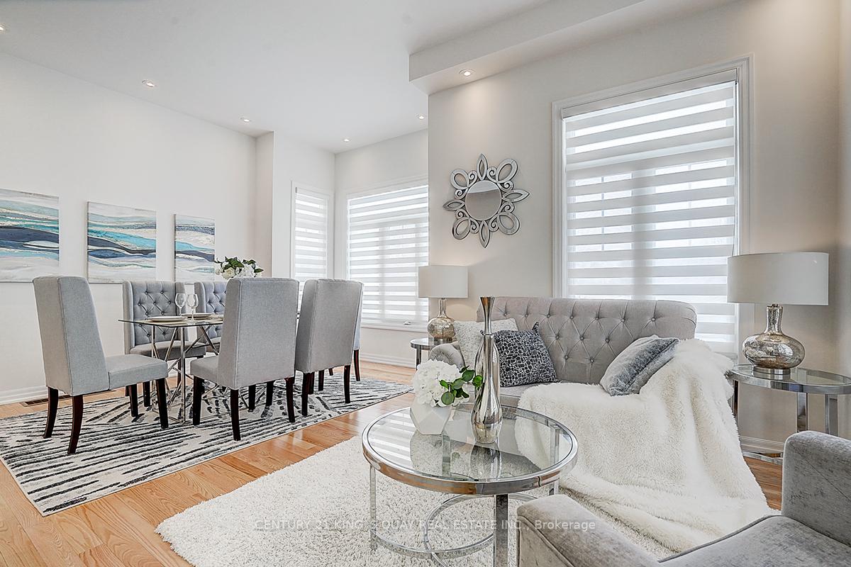 Photo 5 of 30 Collier Crescent, Markham, Wismer — HOMEH