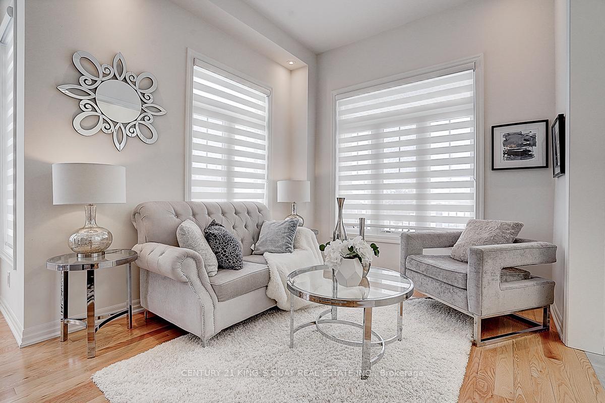 Photo 6 of 30 Collier Crescent, Markham, Wismer — HOMEH