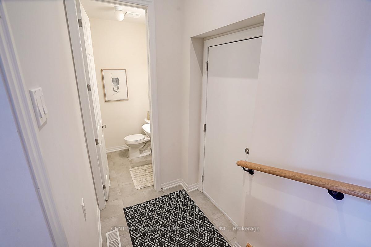 Photo 11 of 30 Collier Crescent, Markham, Wismer — HOMEH