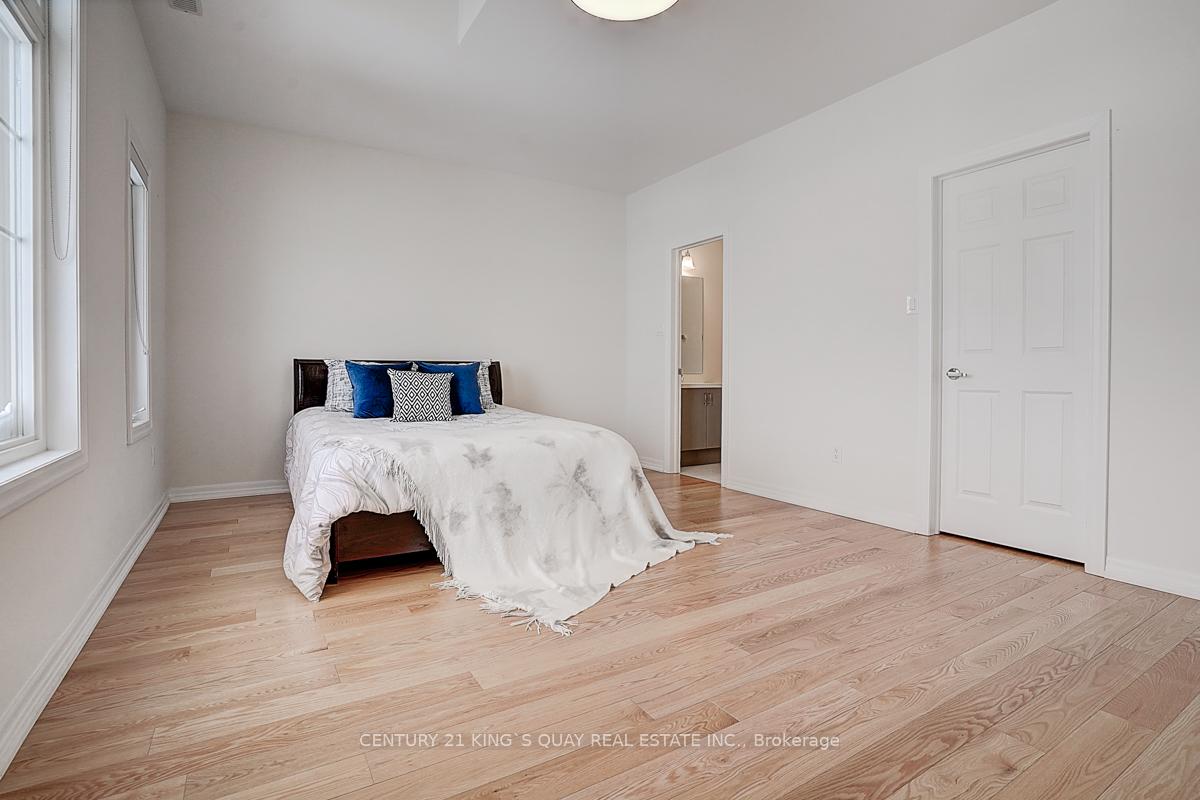 Photo 38 of 30 Collier Crescent, Markham, Wismer — HOMEH