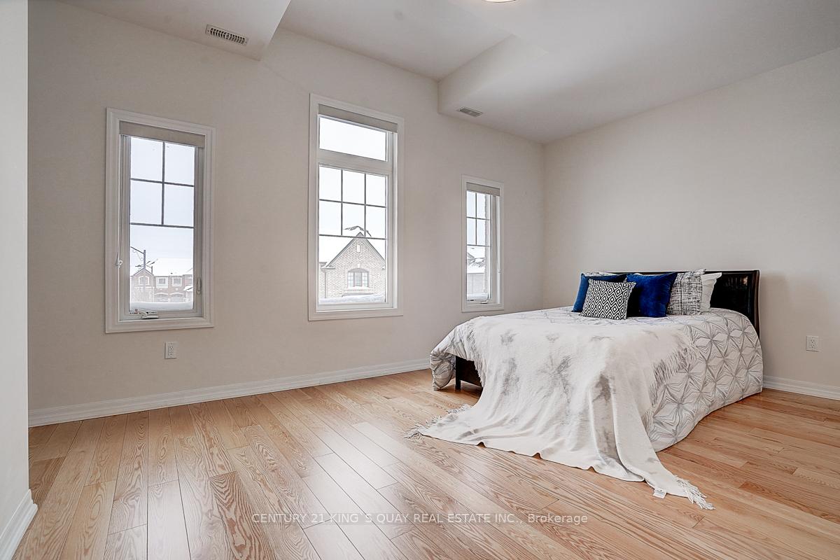 Photo 39 of 30 Collier Crescent, Markham, Wismer — HOMEH