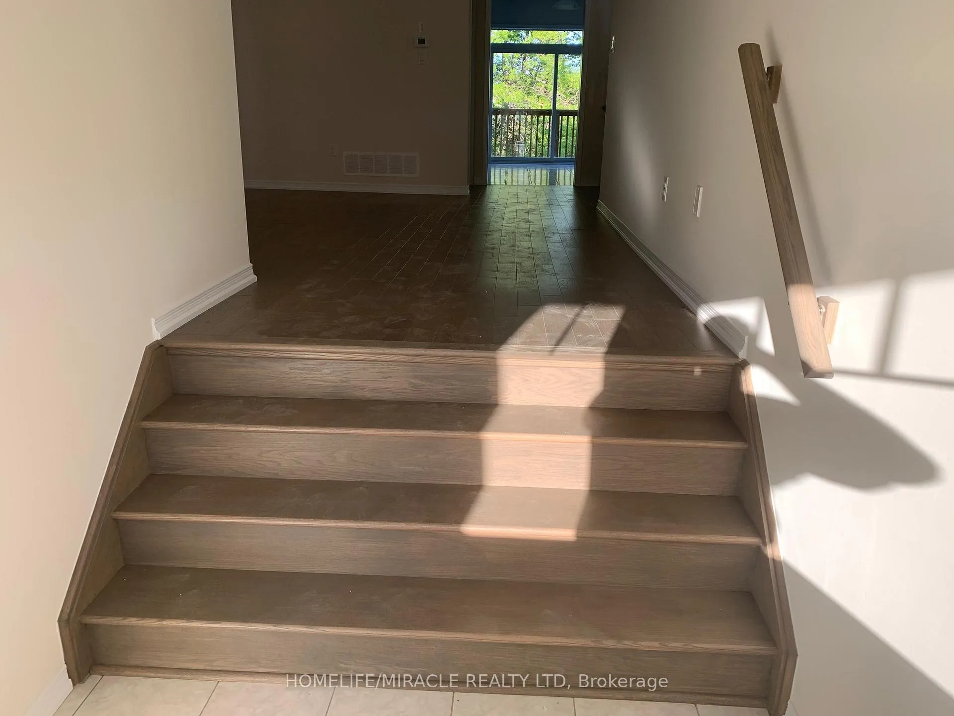 Photo 20 of 7844 Odell Crescent, Niagara Falls, Brown — HOMEH