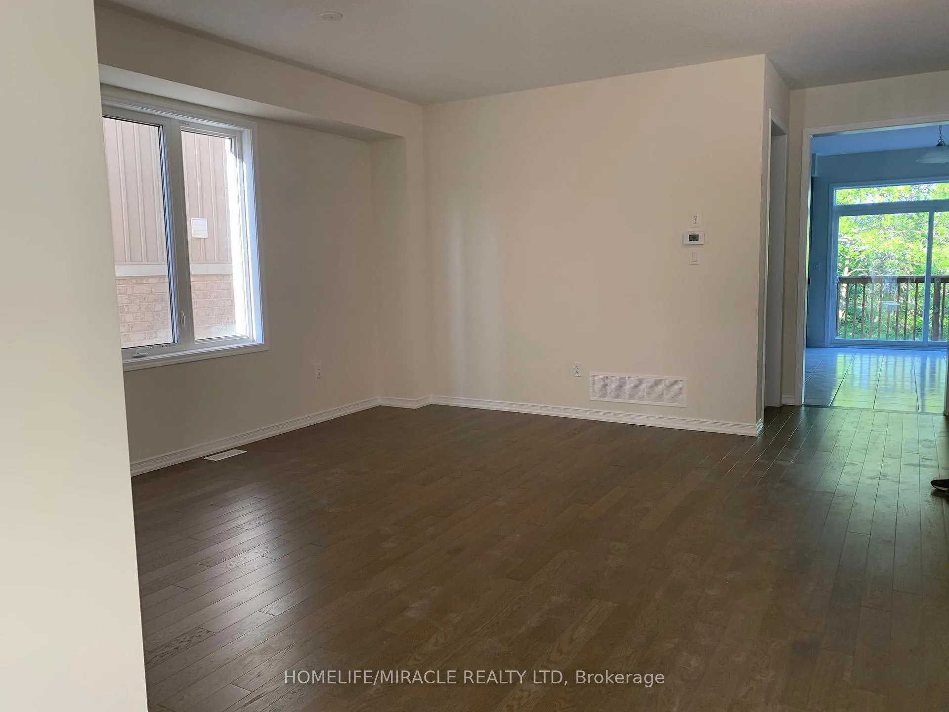 Photo 30 of 7844 Odell Crescent, Niagara Falls, Brown — HOMEH