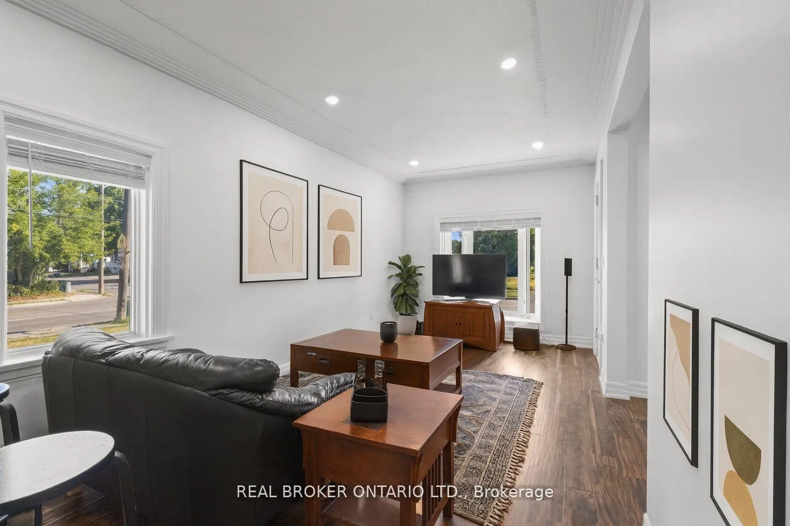 Photo 6 of 272 Burk Street, Oshawa, Vanier — HOMEH