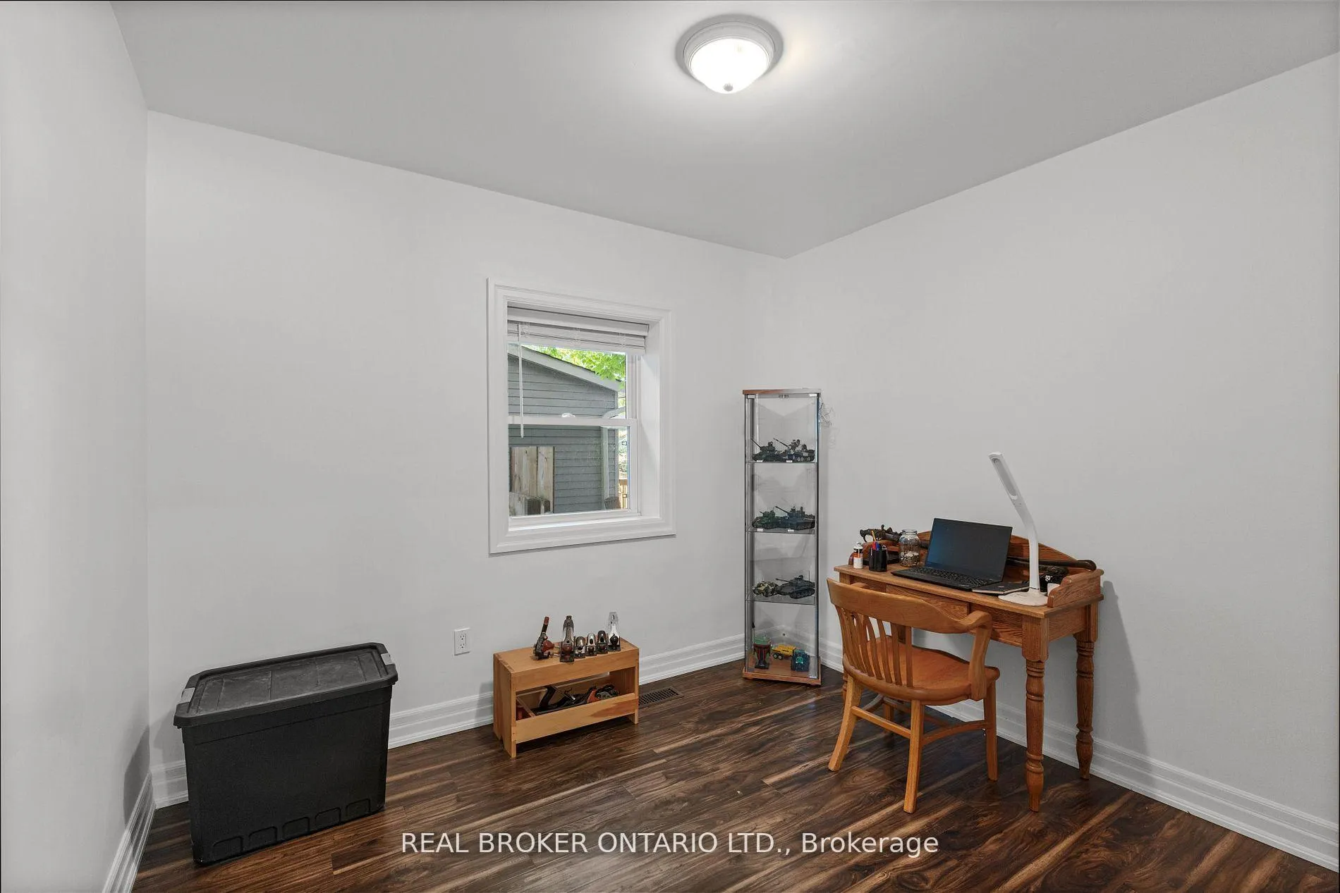 Photo 33 of 272 Burk Street, Oshawa, Vanier — HOMEH