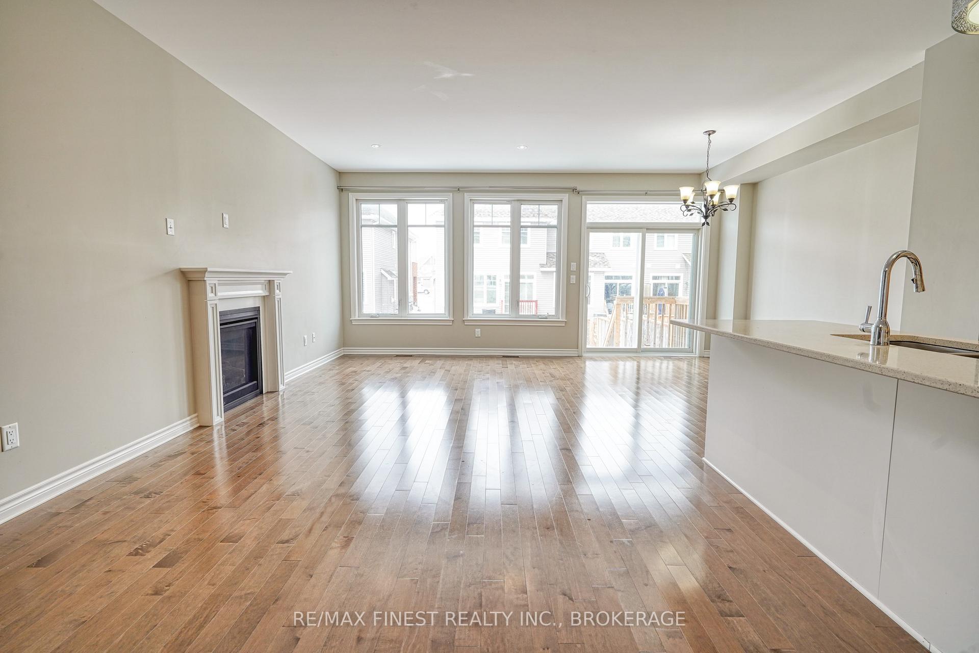 Photo 12 of 1088 Horizon Drive, Kingston, City Northwest — HOMEH