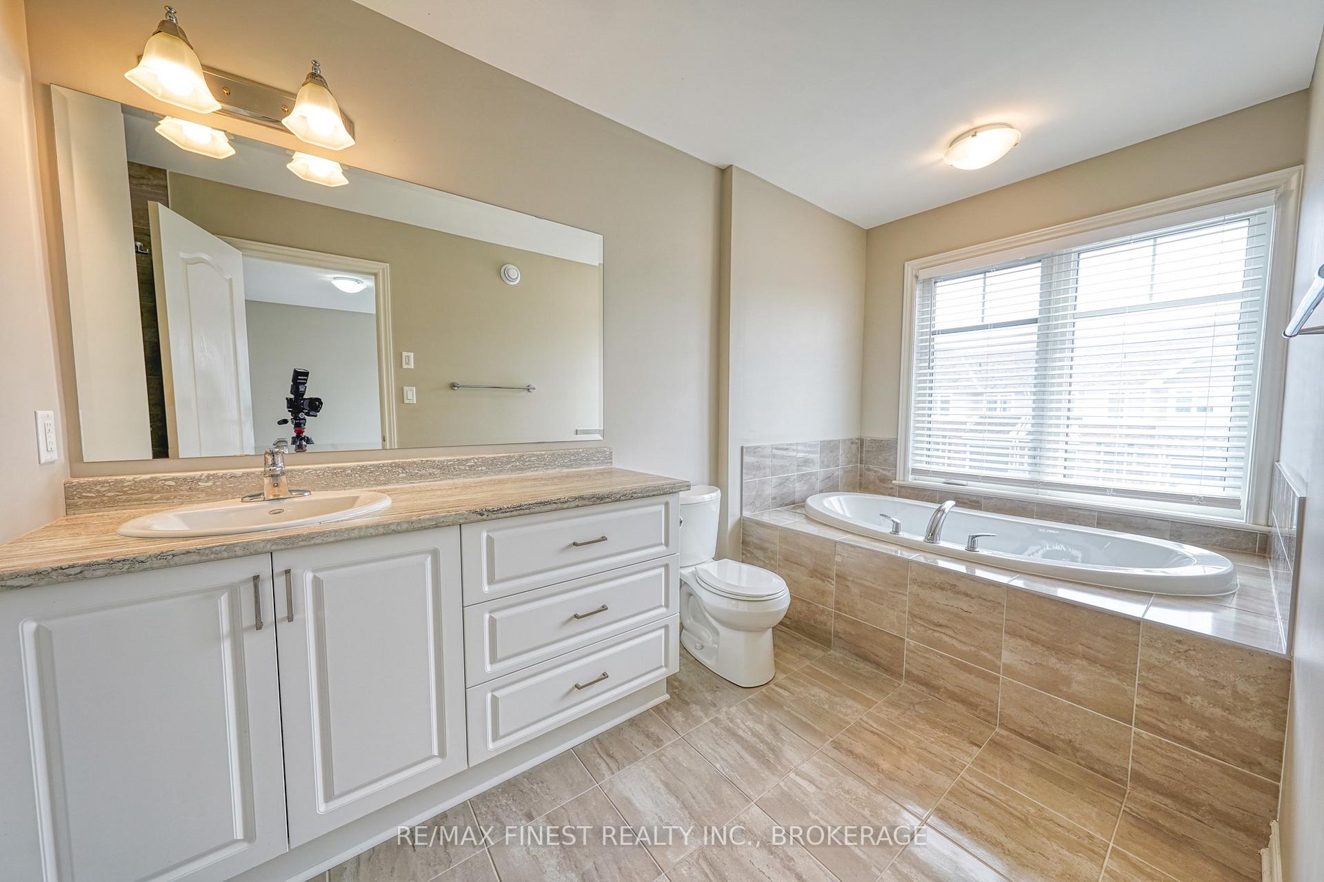 Photo 22 of 1088 Horizon Drive, Kingston, City Northwest — HOMEH