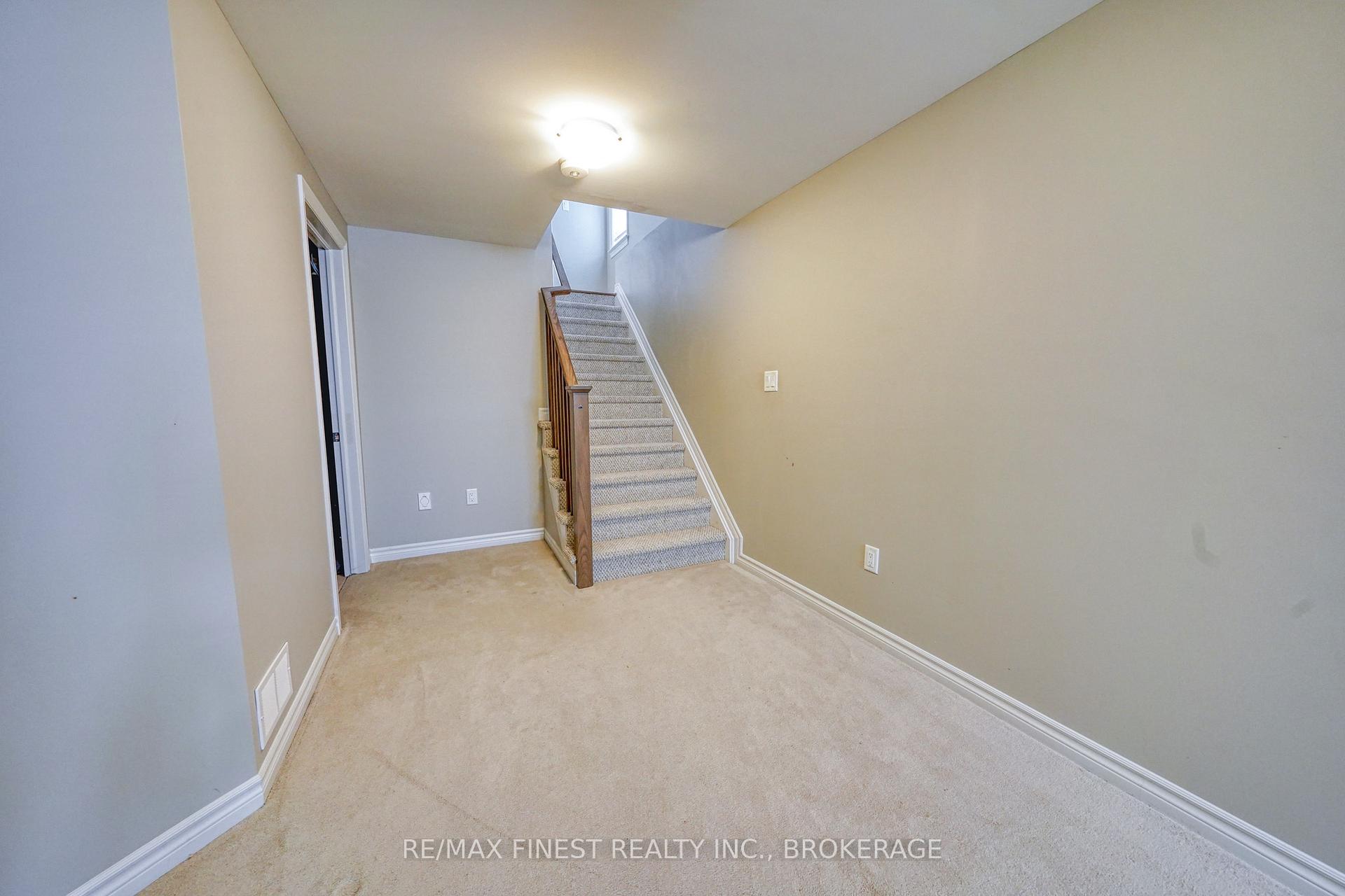 Photo 31 of 1088 Horizon Drive, Kingston, City Northwest — HOMEH