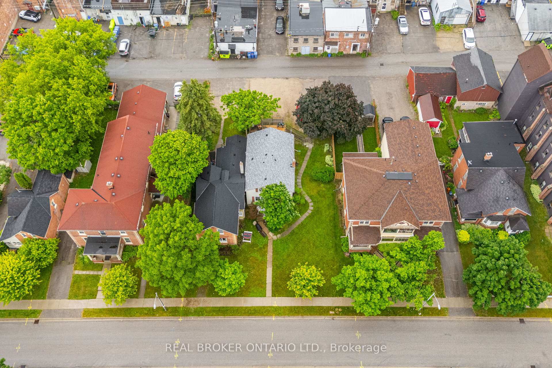 Photo 1 of 18 First Avenue, Orangeville — HOMEH