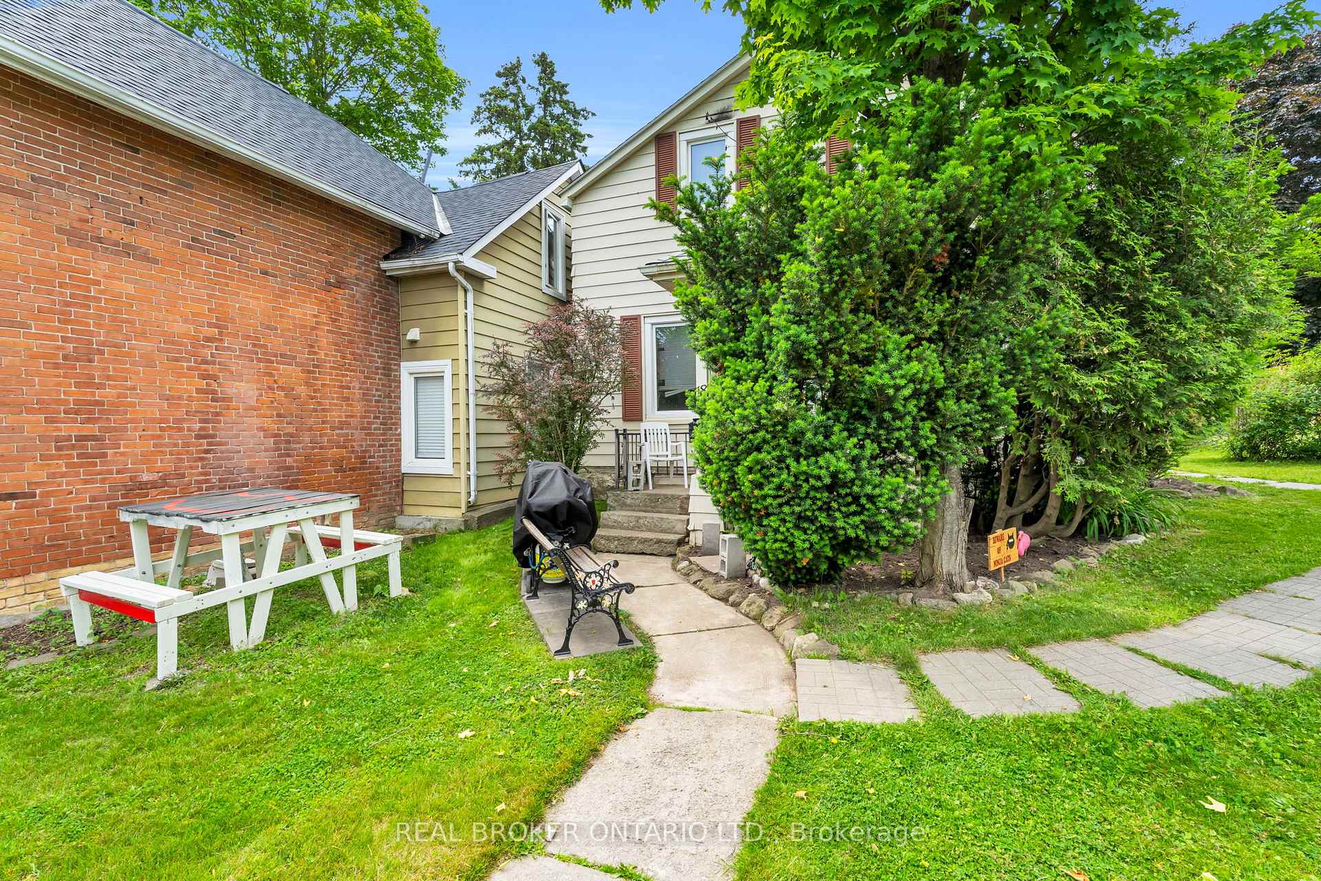 Photo 24 of 18 First Avenue, Orangeville — HOMEH