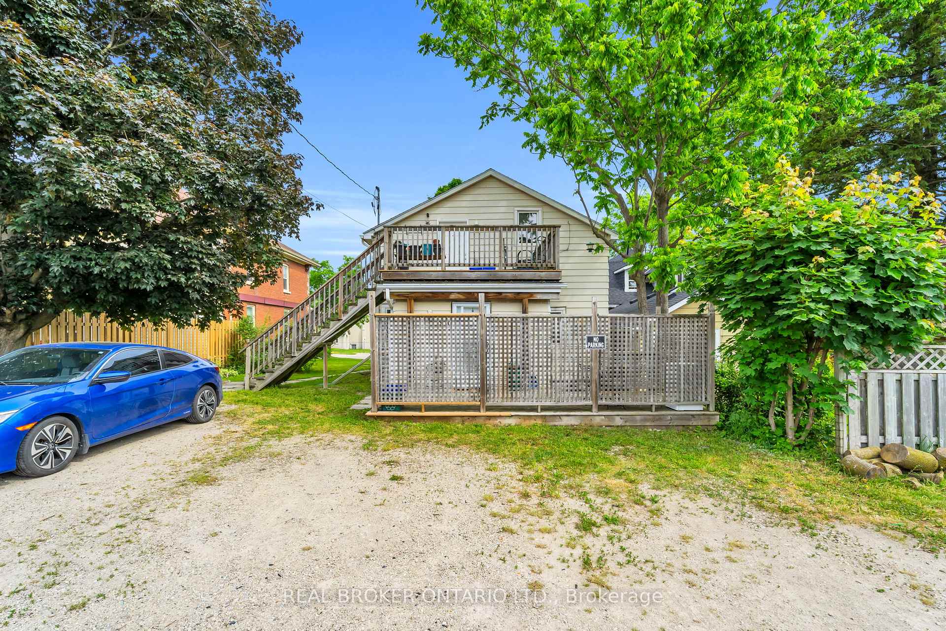Photo 21 of 18 First Avenue, Orangeville — HOMEH