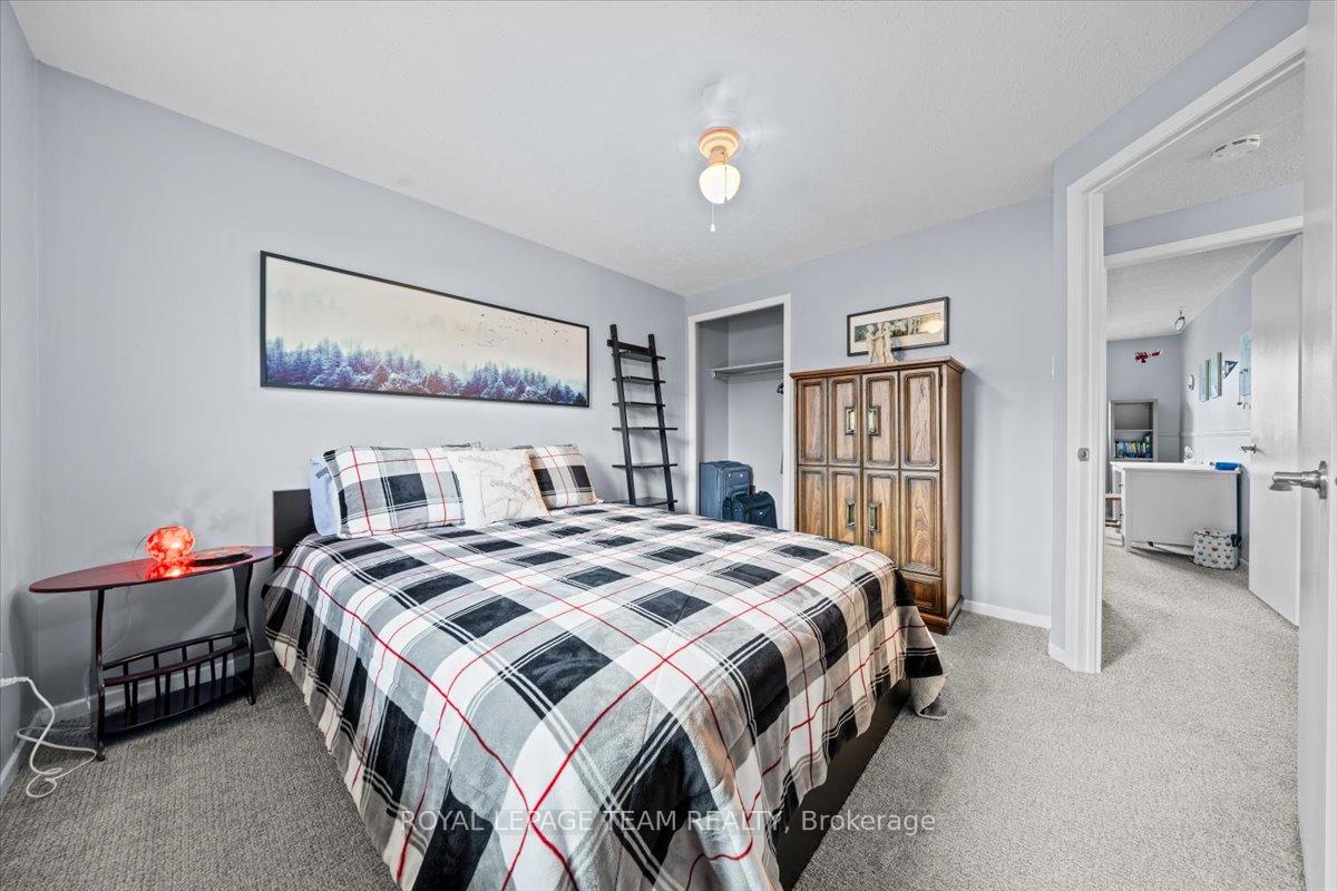 Photo 15 of 1633 Grey Nuns Drive, Ottawa, Convent Glen South — HOMEH