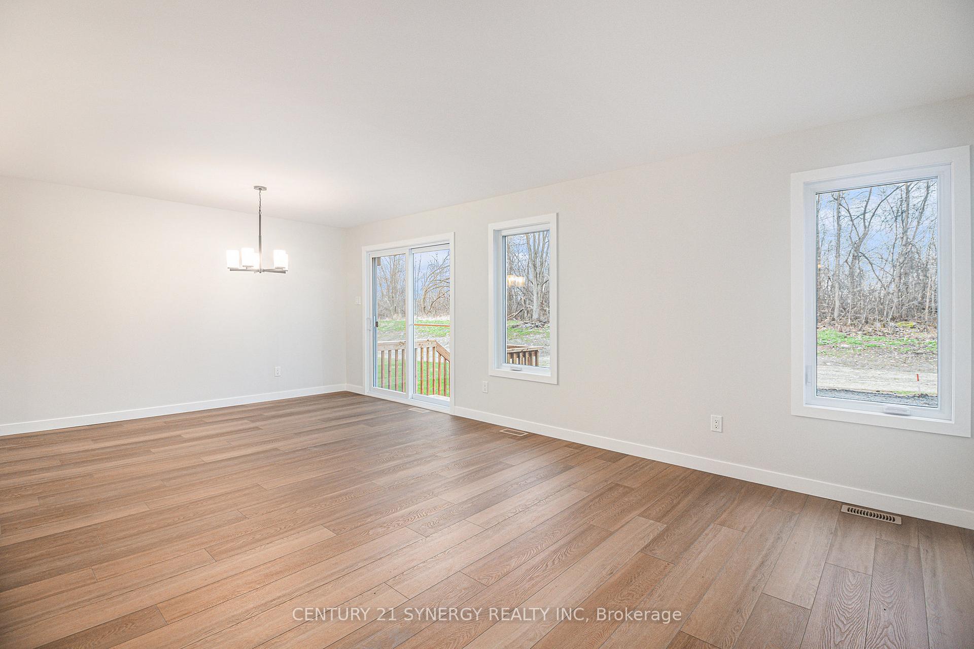 Photo 3 of 69 Helen Street, North Stormont, North Stormont (Finch) Twp — HOMEH