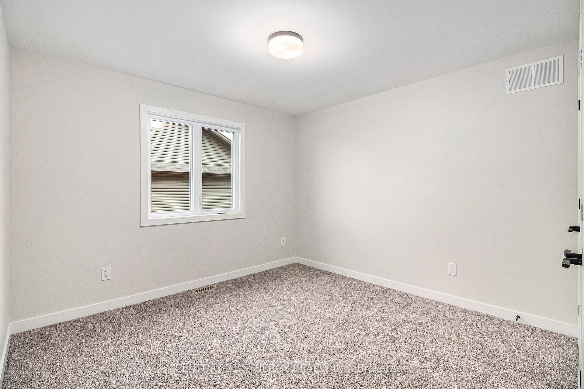 Photo 12 of 69 Helen Street, North Stormont, North Stormont (Finch) Twp — HOMEH