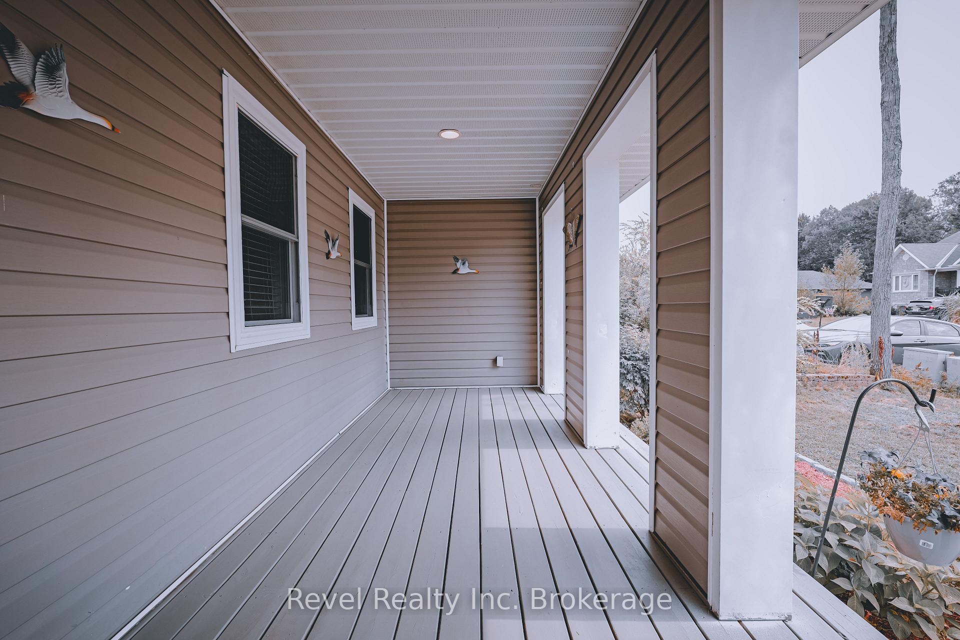 Photo 6 of 256 Thelma Avenue, North Bay, Ferris — HOMEH