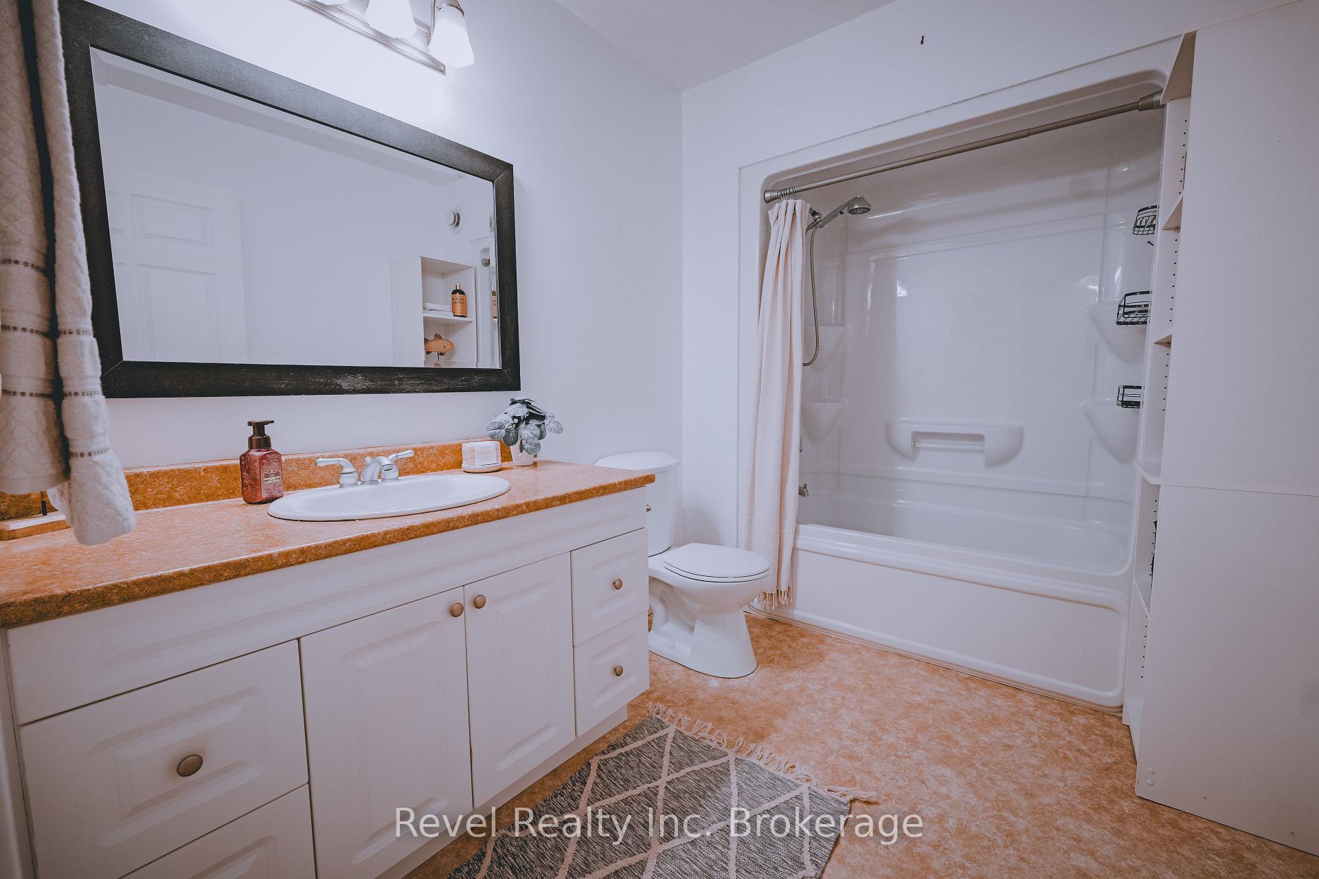Photo 14 of 256 Thelma Avenue, North Bay, Ferris — HOMEH