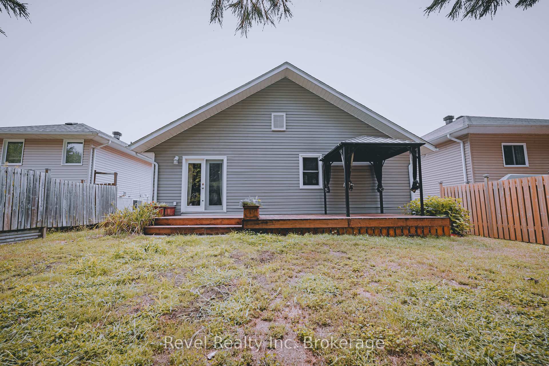 Photo 28 of 256 Thelma Avenue, North Bay, Ferris — HOMEH