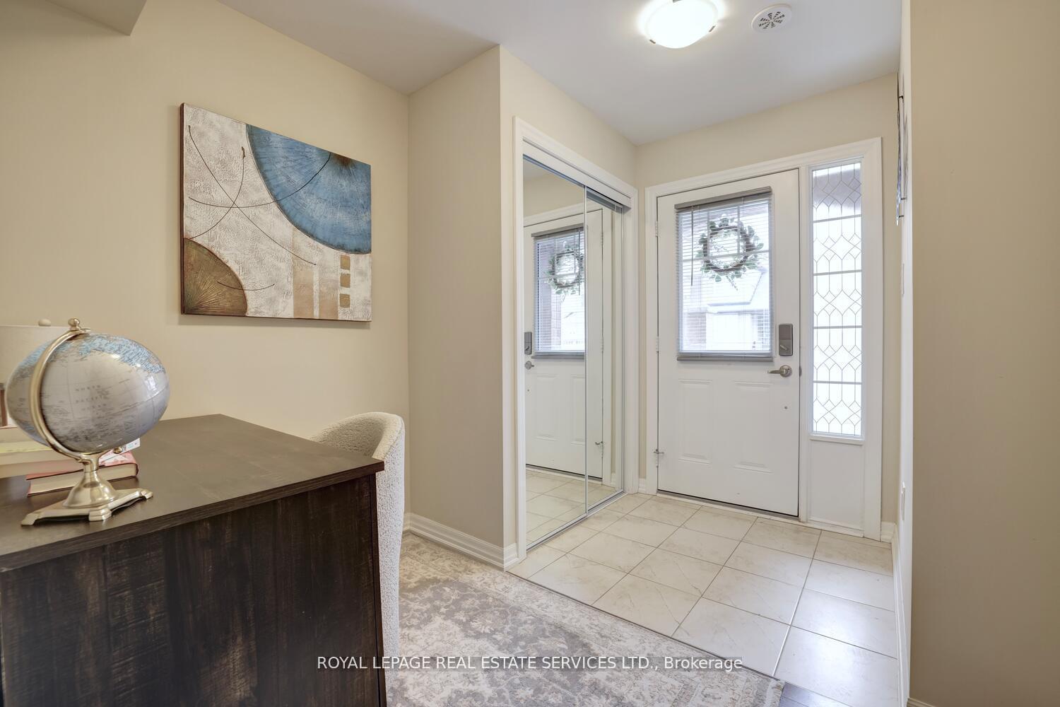 Photo 5 of 1234 Rose Way, Milton, Cobban — HOMEH