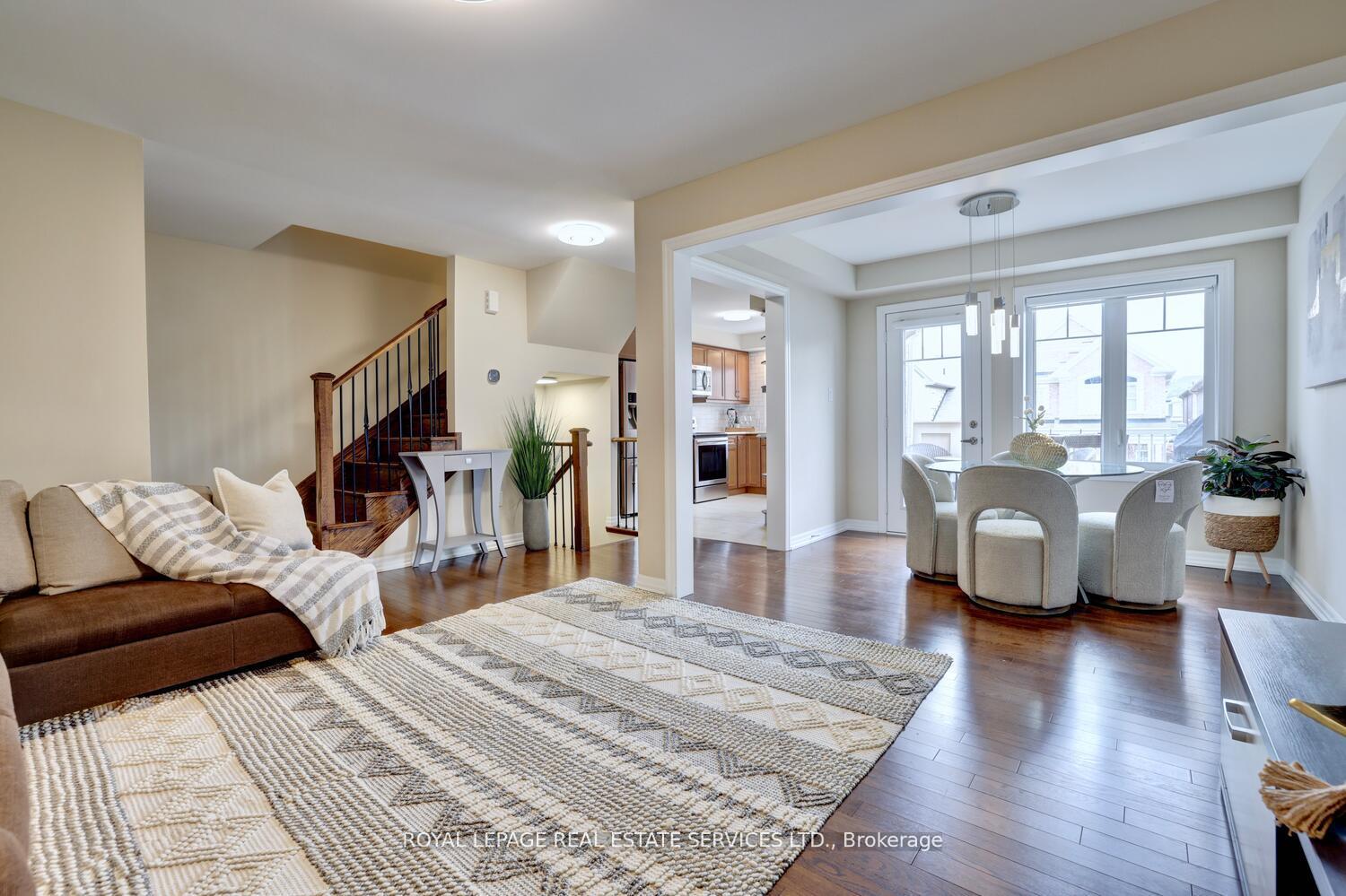 Photo 17 of 1234 Rose Way, Milton, Cobban — HOMEH