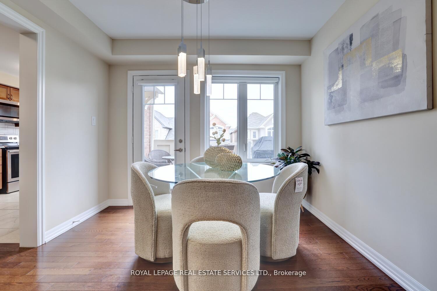 Photo 13 of 1234 Rose Way, Milton, Cobban — HOMEH