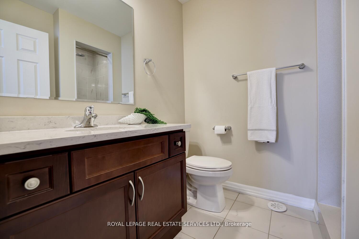 Photo 18 of 1234 Rose Way, Milton, Cobban — HOMEH