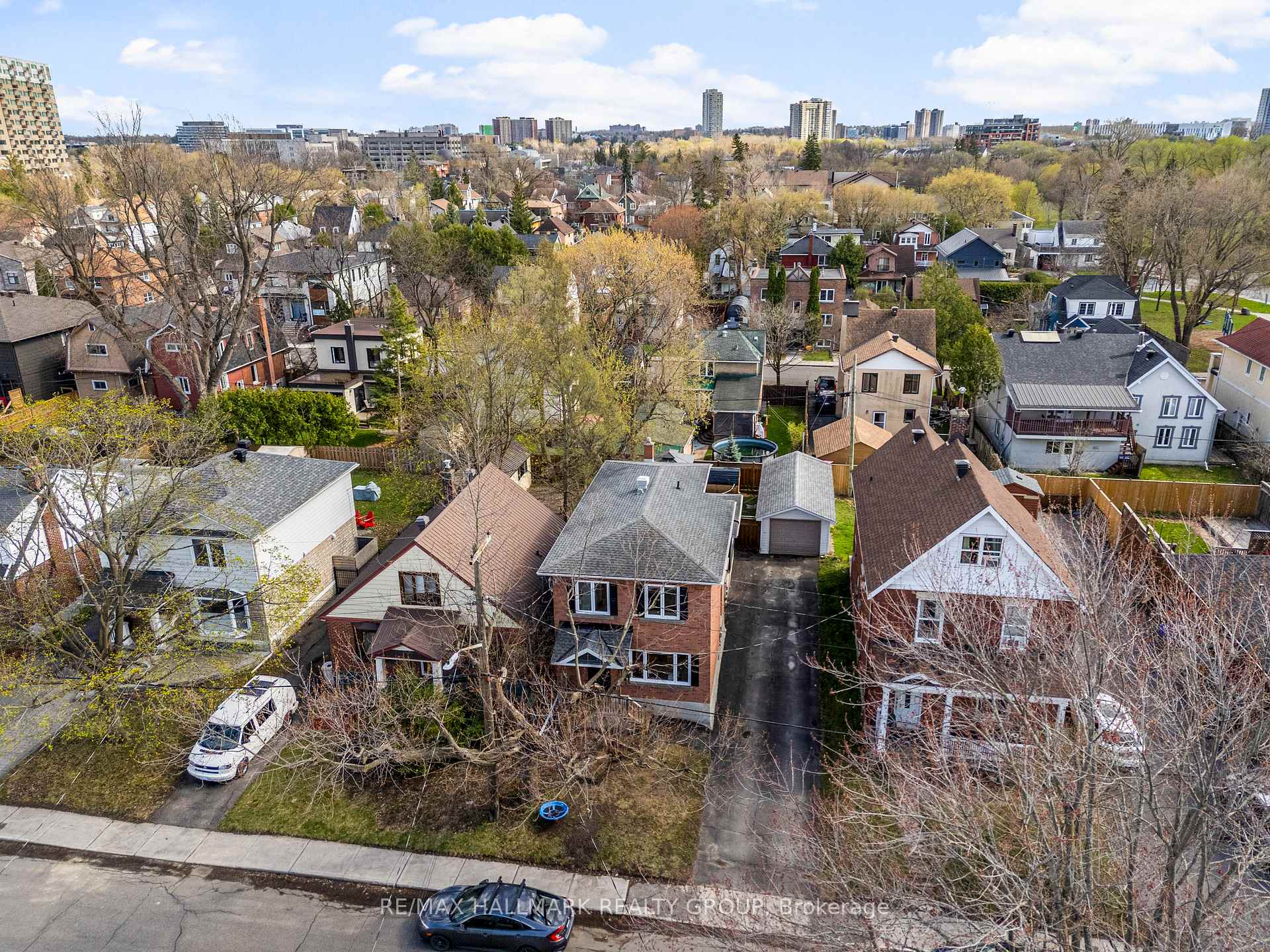 Photo 4 of 74 Glynn Avenue, Ottawa, Overbrook — HOMEH