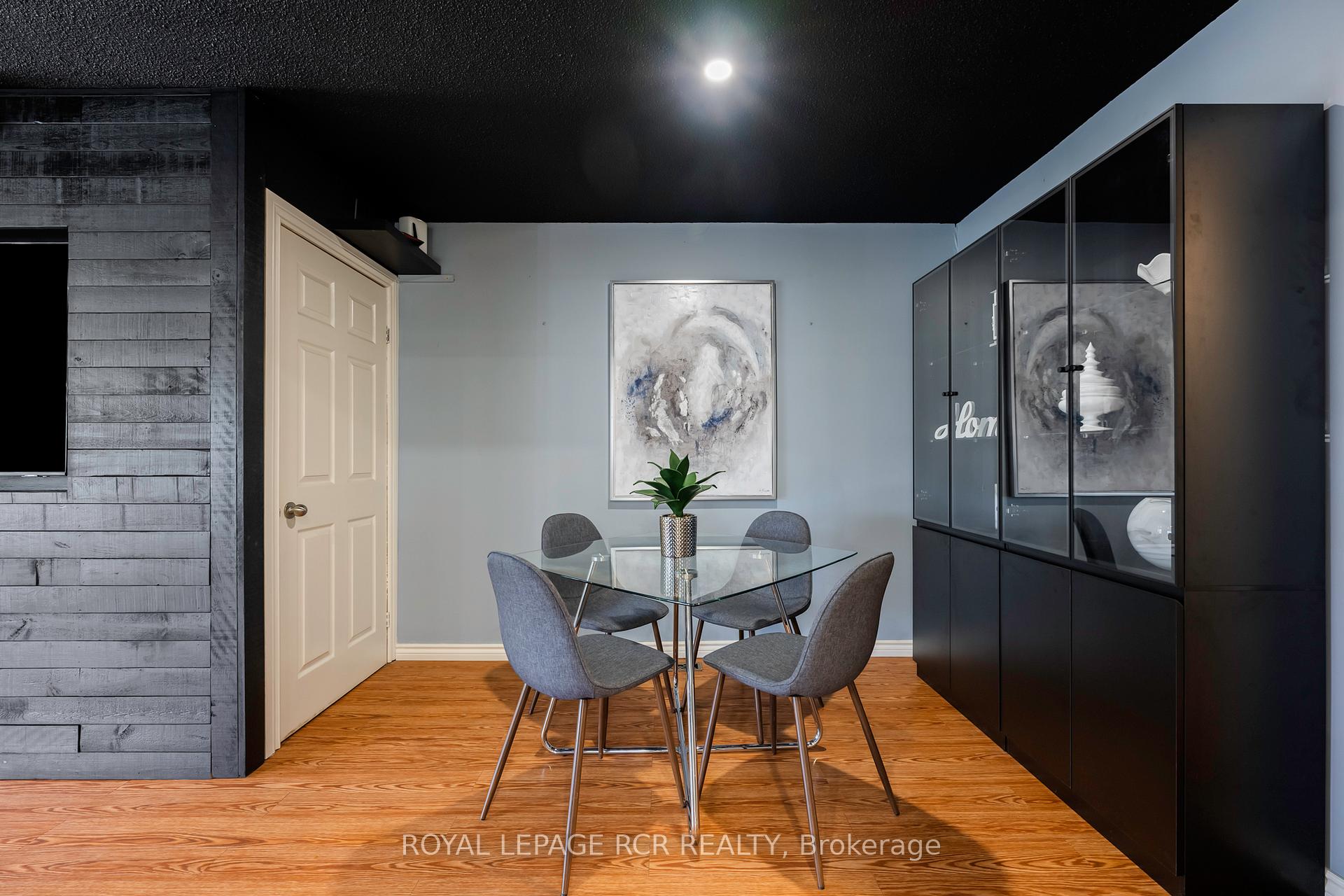 Photo 3 of 31 Dawson Road, Orangeville — HOMEH