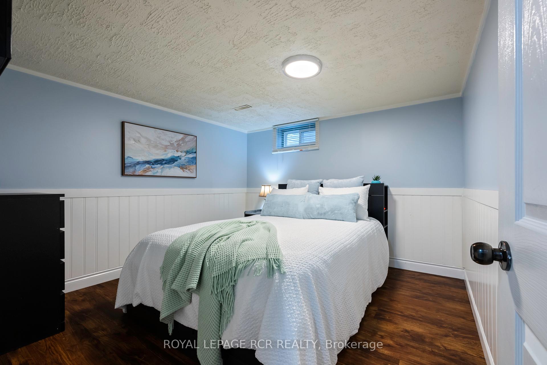Photo 21 of 31 Dawson Road, Orangeville — HOMEH