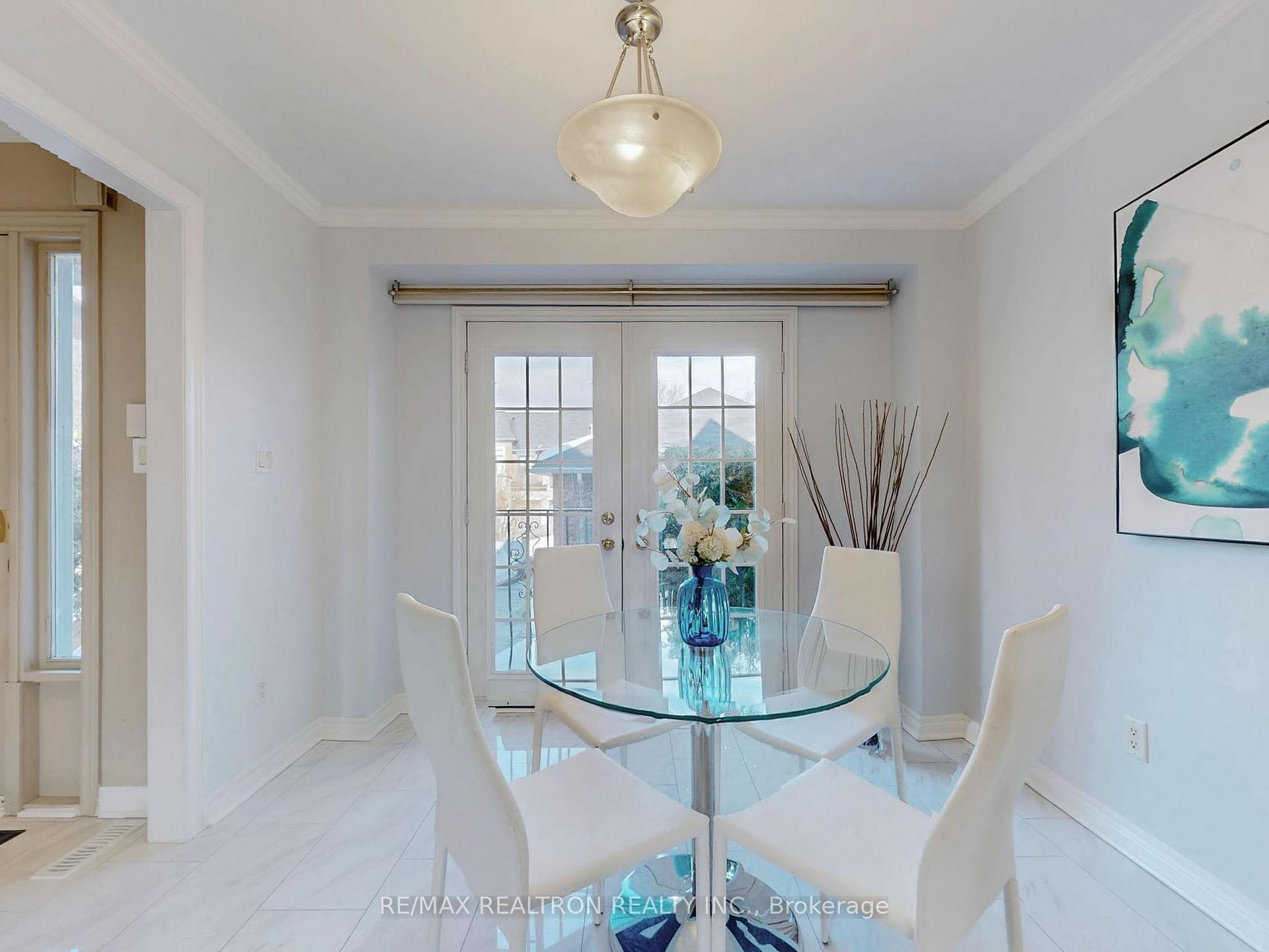 Photo 18 of 93 Lichfield Road, Markham, Unionville — HOMEH