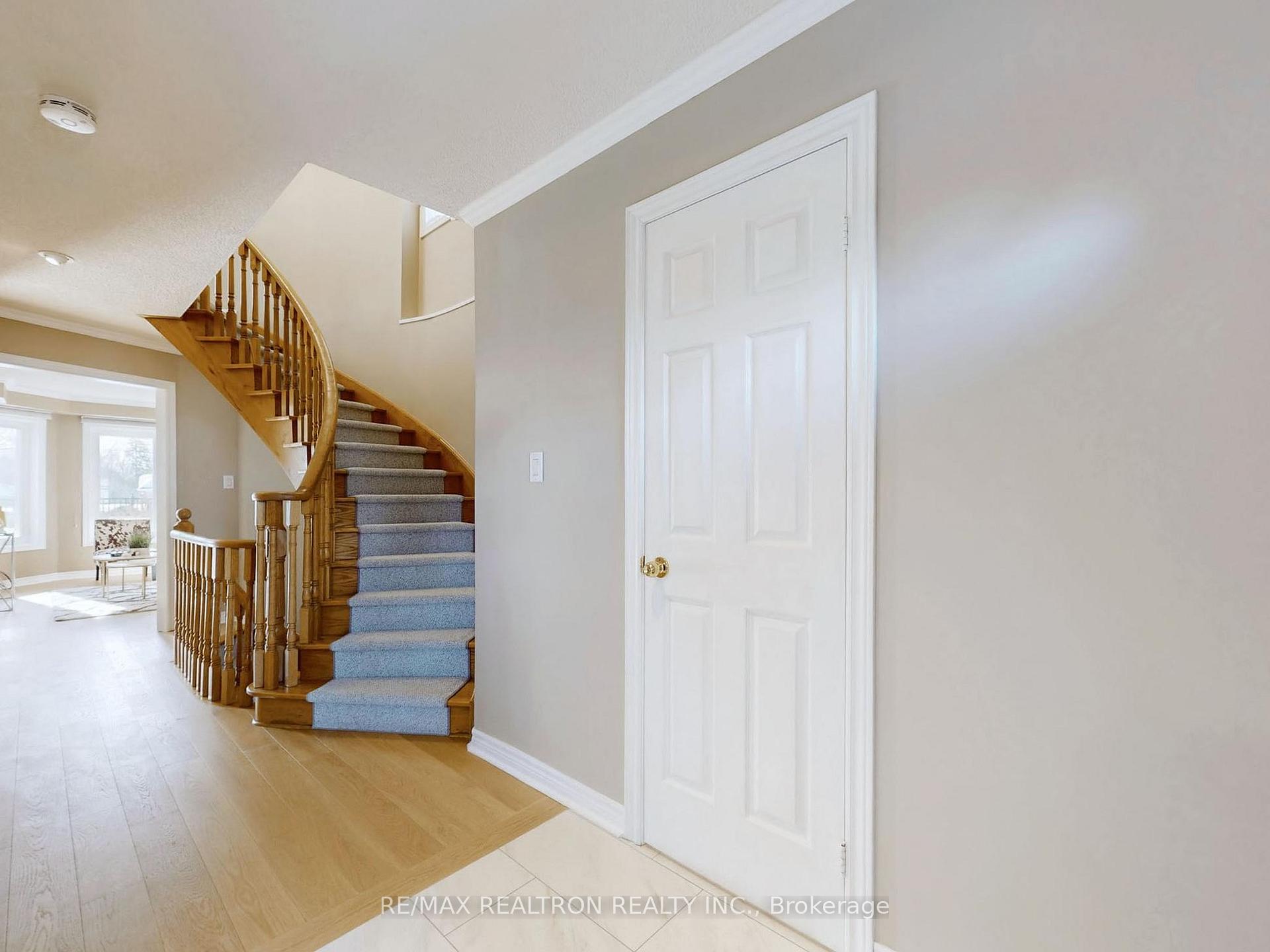 Photo 22 of 93 Lichfield Road, Markham, Unionville — HOMEH