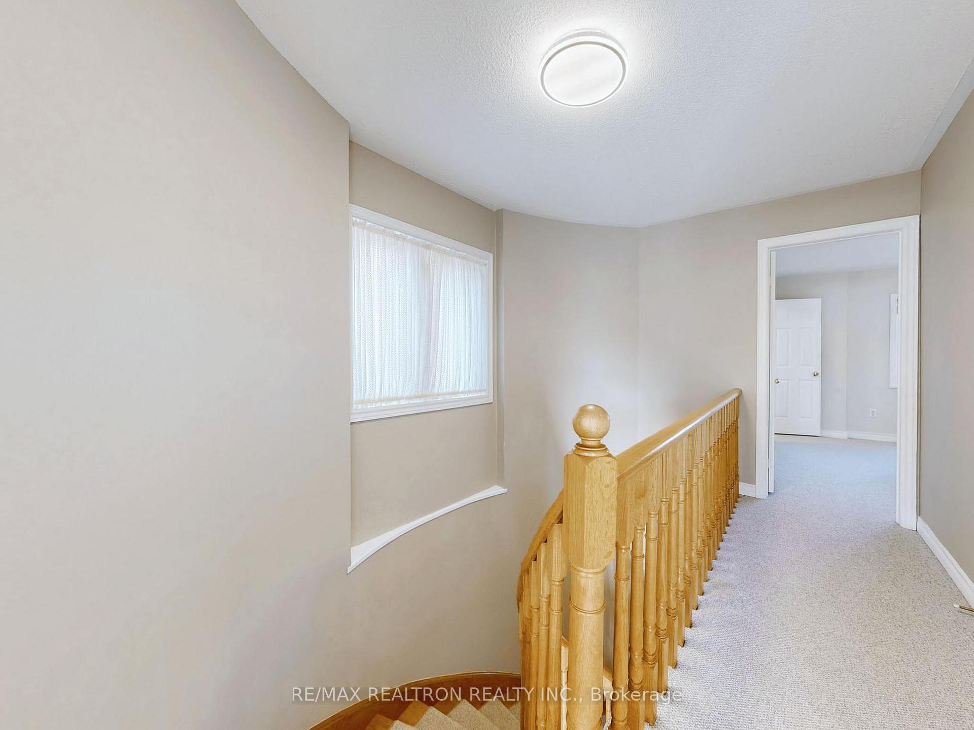 Photo 24 of 93 Lichfield Road, Markham, Unionville — HOMEH