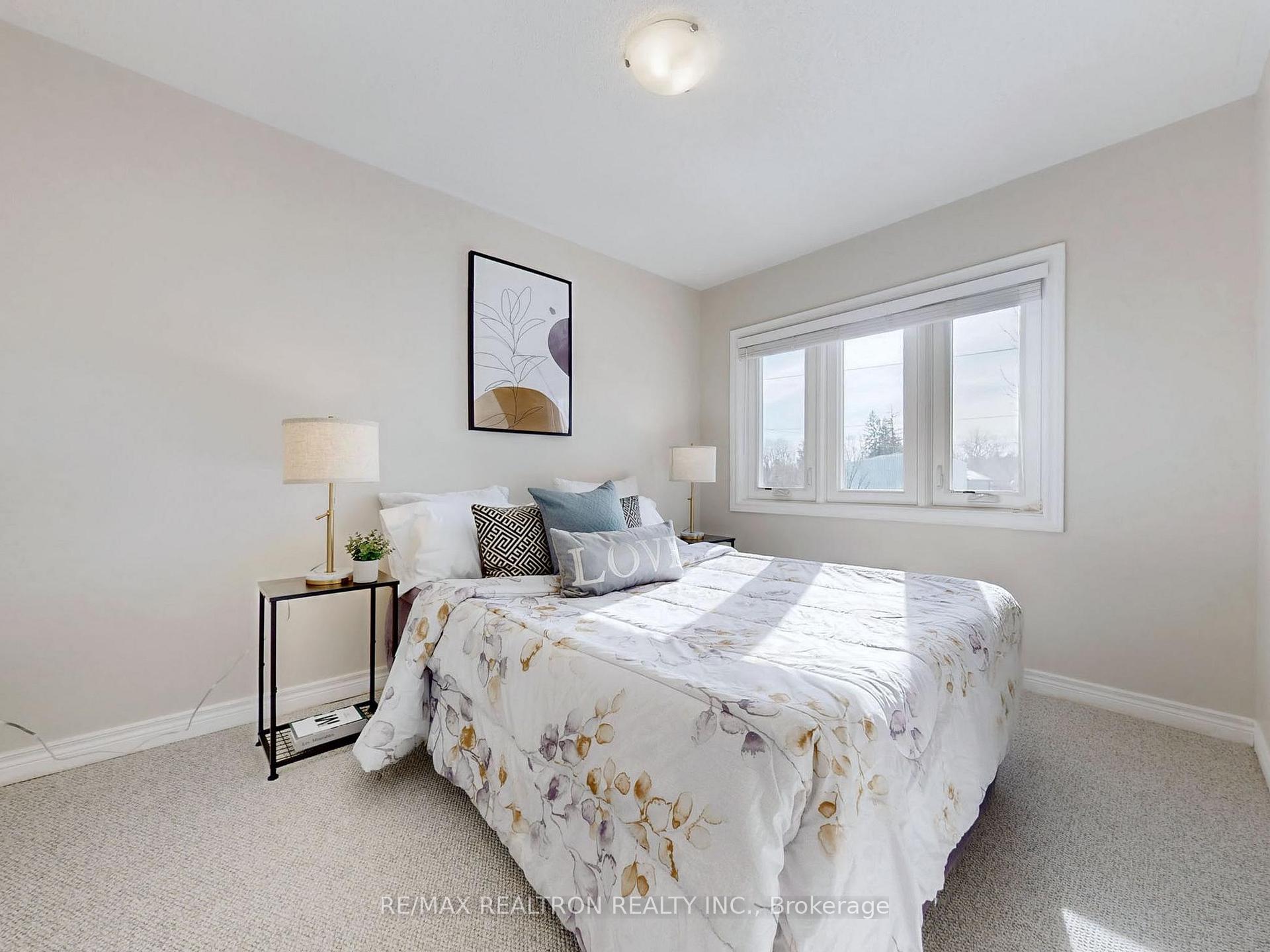 Photo 30 of 93 Lichfield Road, Markham, Unionville — HOMEH
