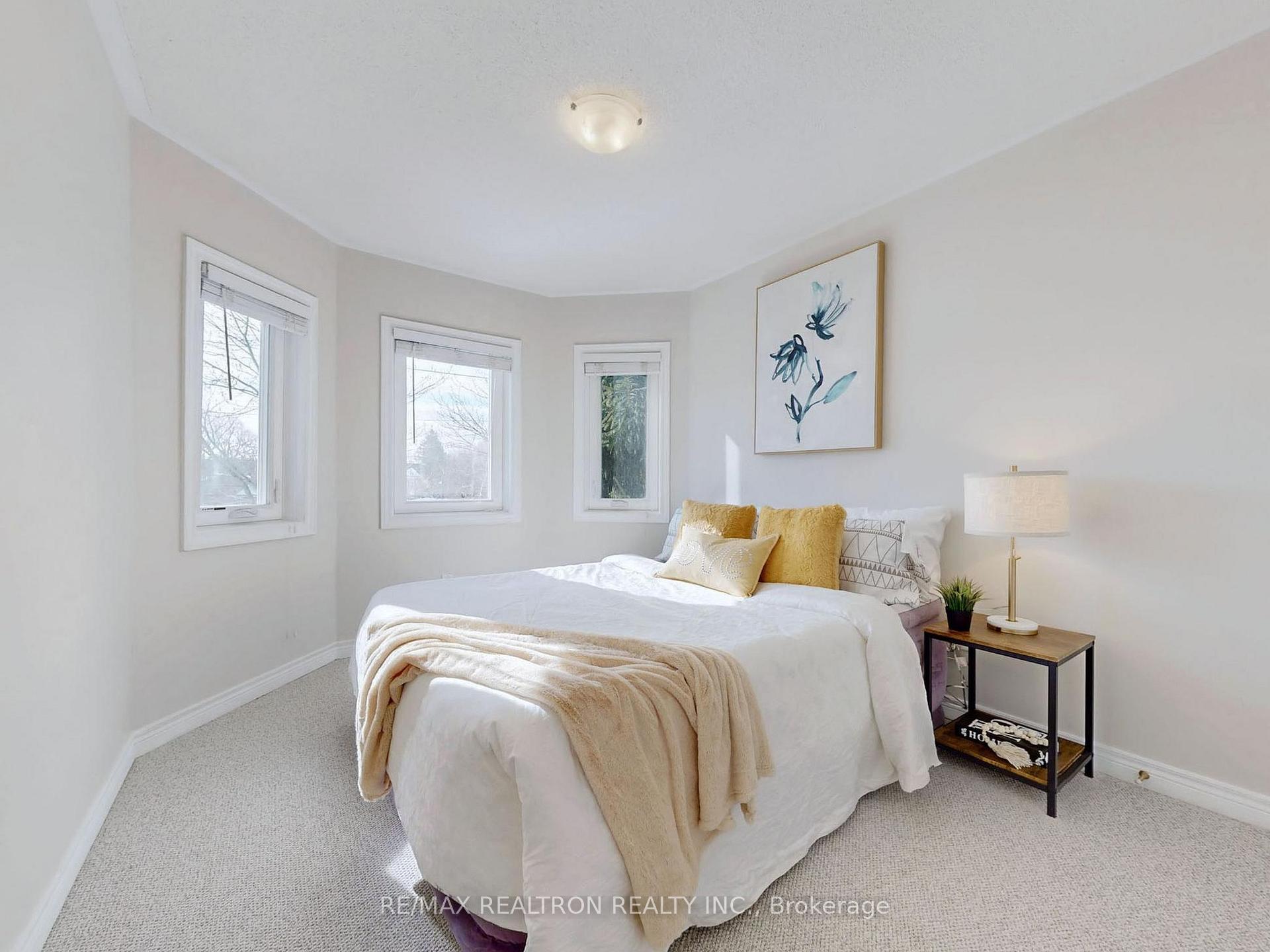 Photo 33 of 93 Lichfield Road, Markham, Unionville — HOMEH