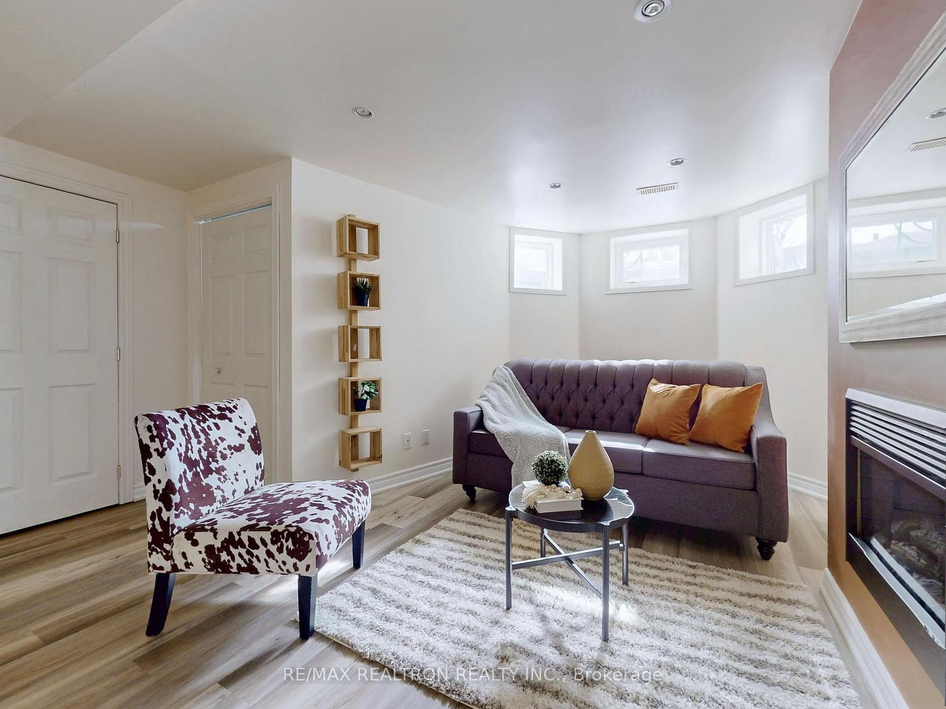 Photo 38 of 93 Lichfield Road, Markham, Unionville — HOMEH