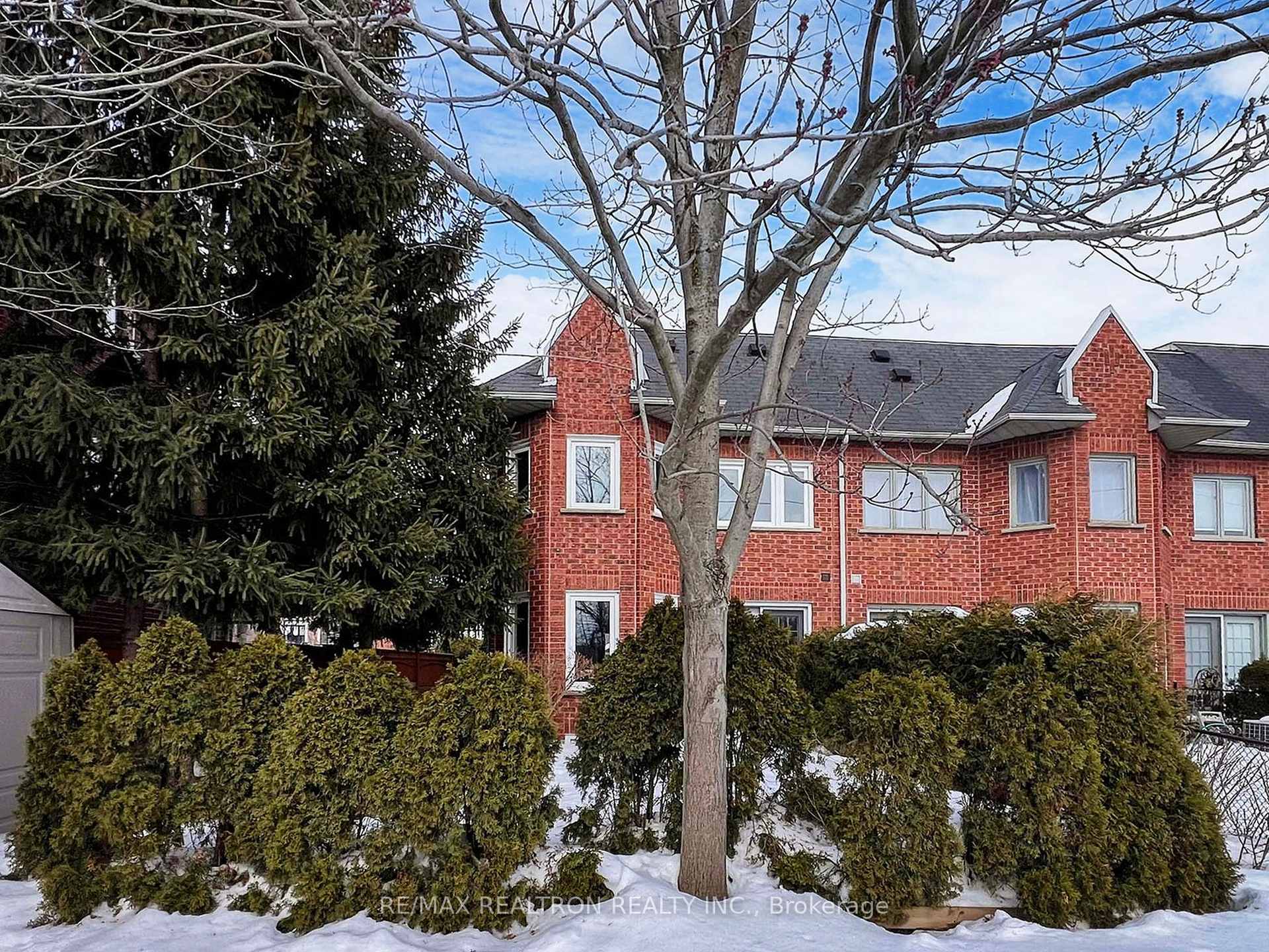Photo 50 of 93 Lichfield Road, Markham, Unionville — HOMEH