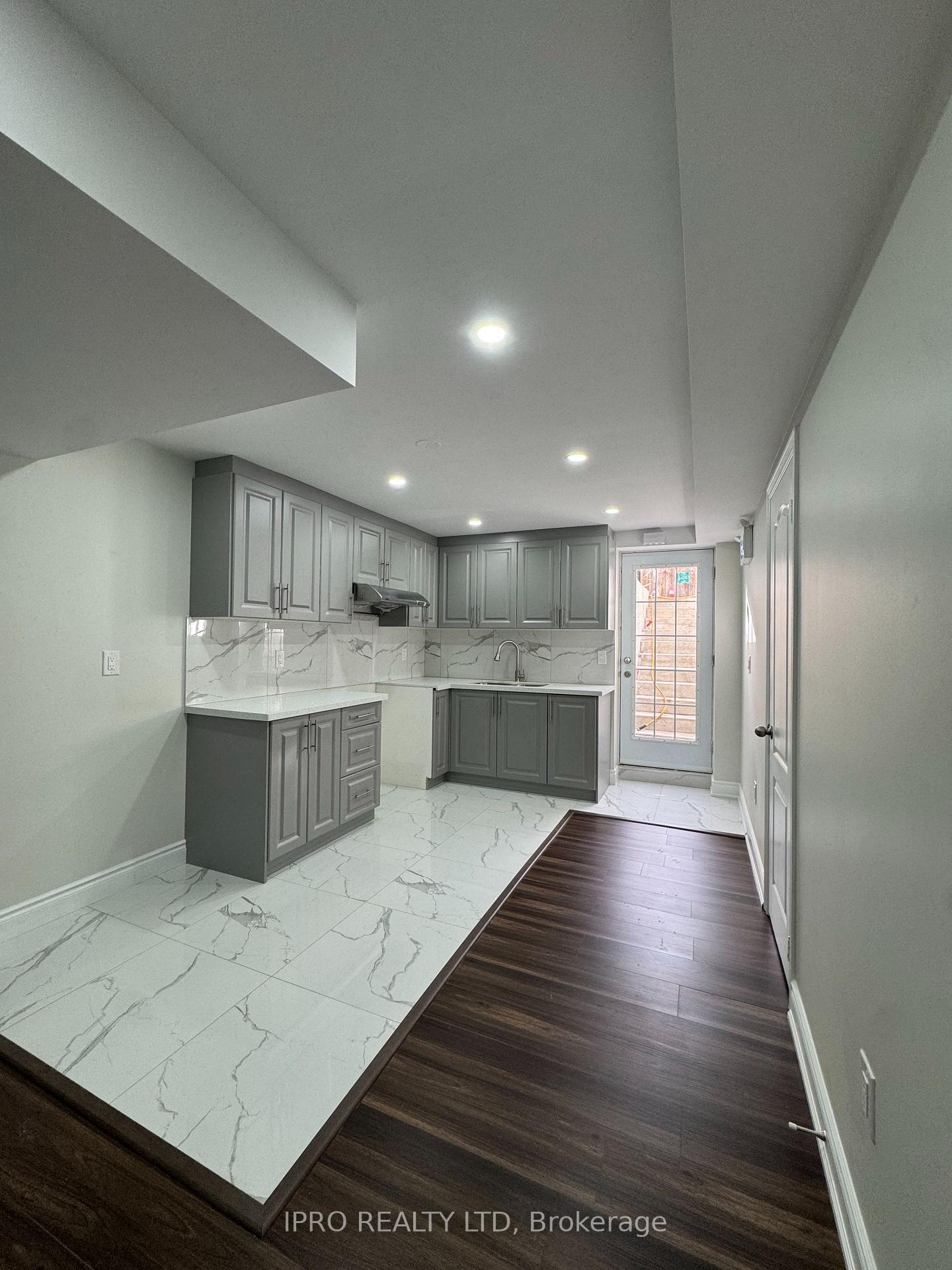 Photo 1 of 22 Mckay Avenue, New Tecumseth, Tottenham — HOMEH