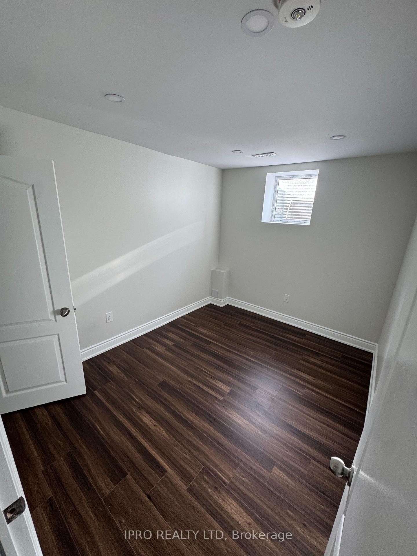 Photo 4 of 22 Mckay Avenue, New Tecumseth, Tottenham — HOMEH