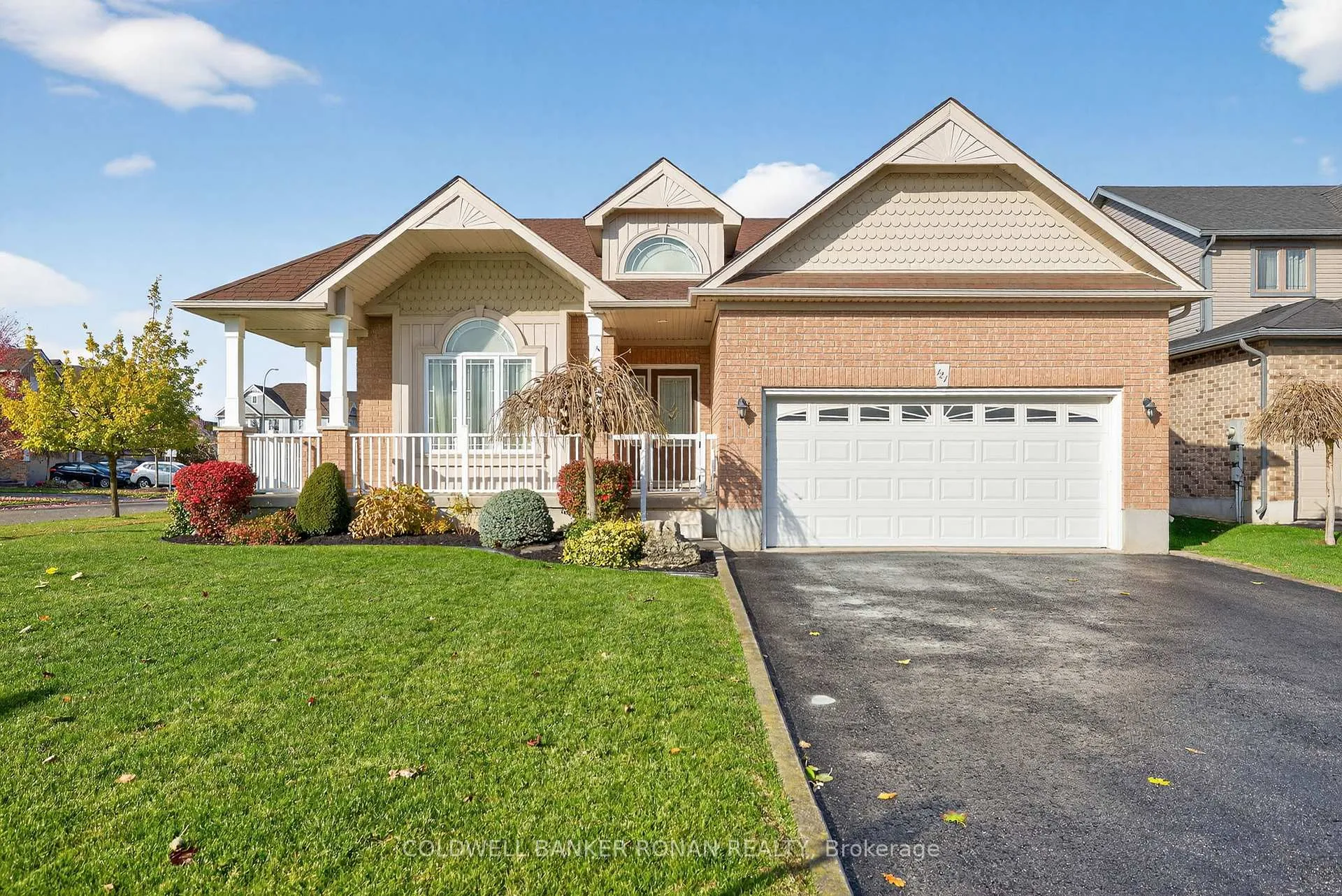 Photo 1 of 121 Gray Avenue, New Tecumseth, Alliston — HOMEH