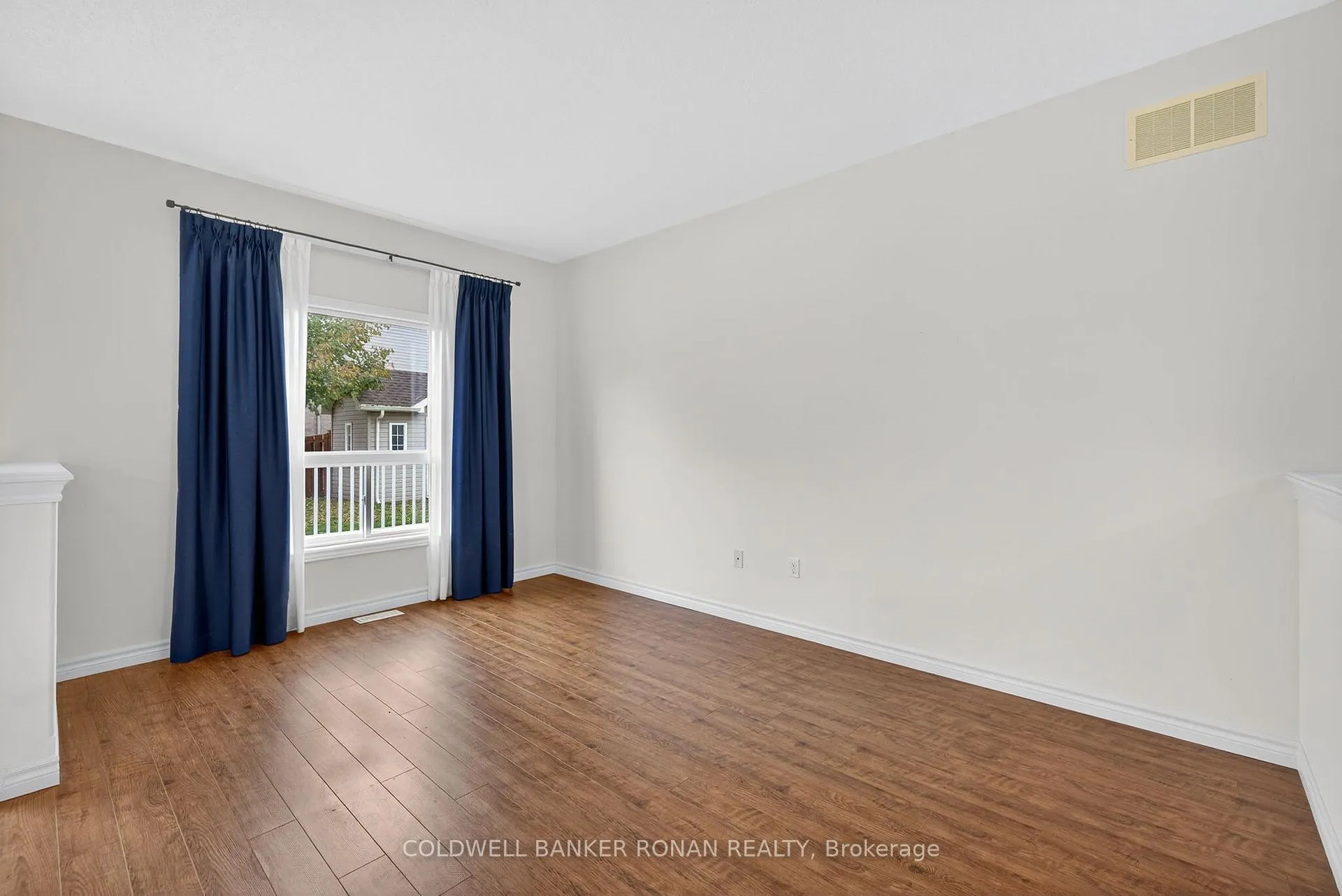 Photo 16 of 121 Gray Avenue, New Tecumseth, Alliston — HOMEH
