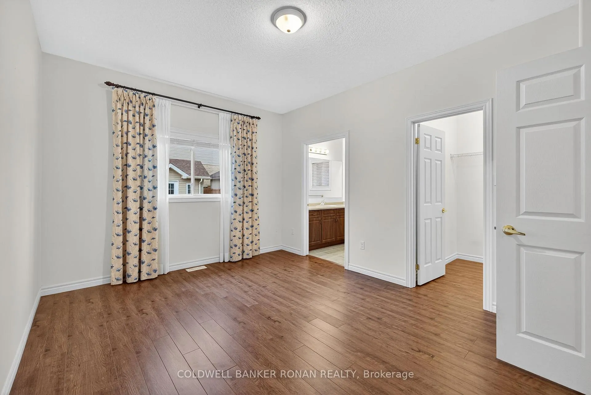 Photo 21 of 121 Gray Avenue, New Tecumseth, Alliston — HOMEH