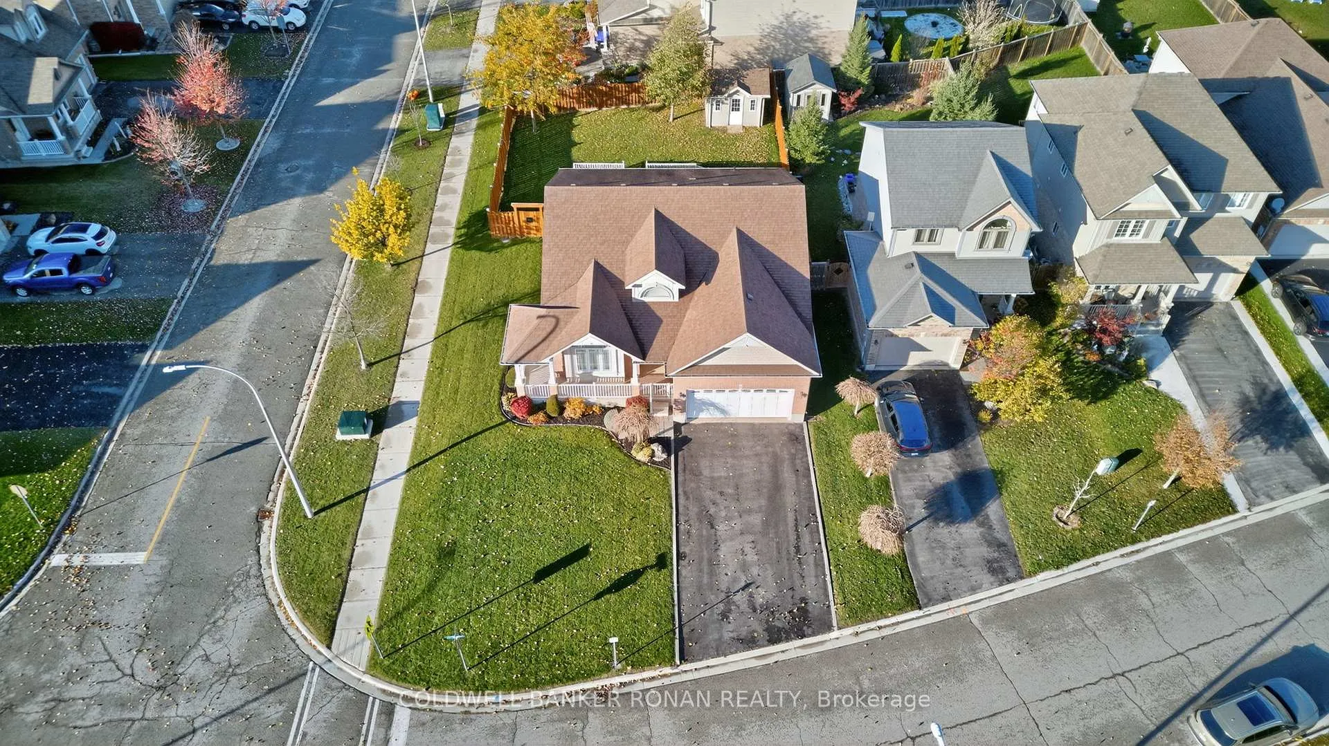 Photo 37 of 121 Gray Avenue, New Tecumseth, Alliston — HOMEH