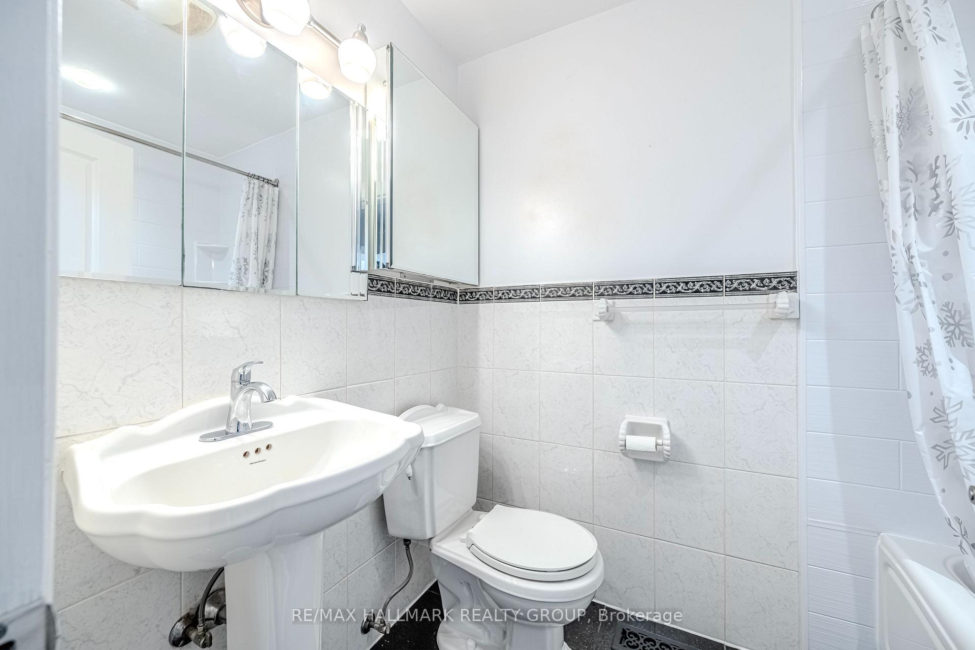 Photo 29 of 799 Trojan Avenue, Ottawa, Castle Heights/Rideau High — HOMEH